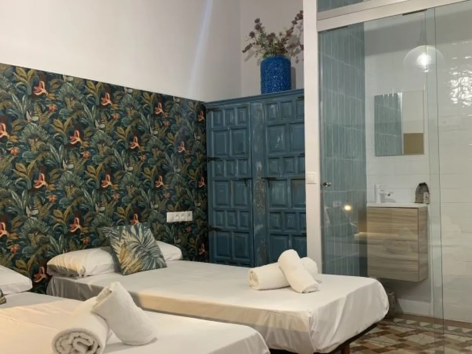 APART. GRANDE Y LUMINOSO EN EL CENTRO DE ALICANTE - Dedans