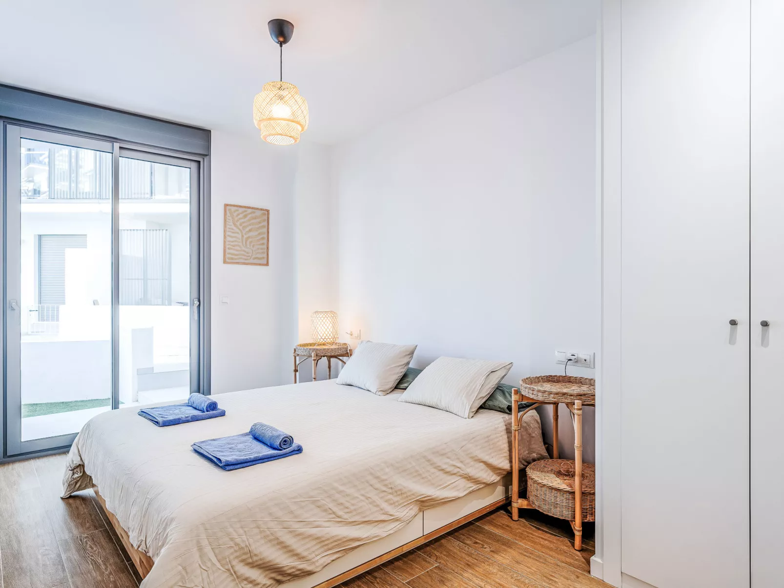 Marina Real III - Inside