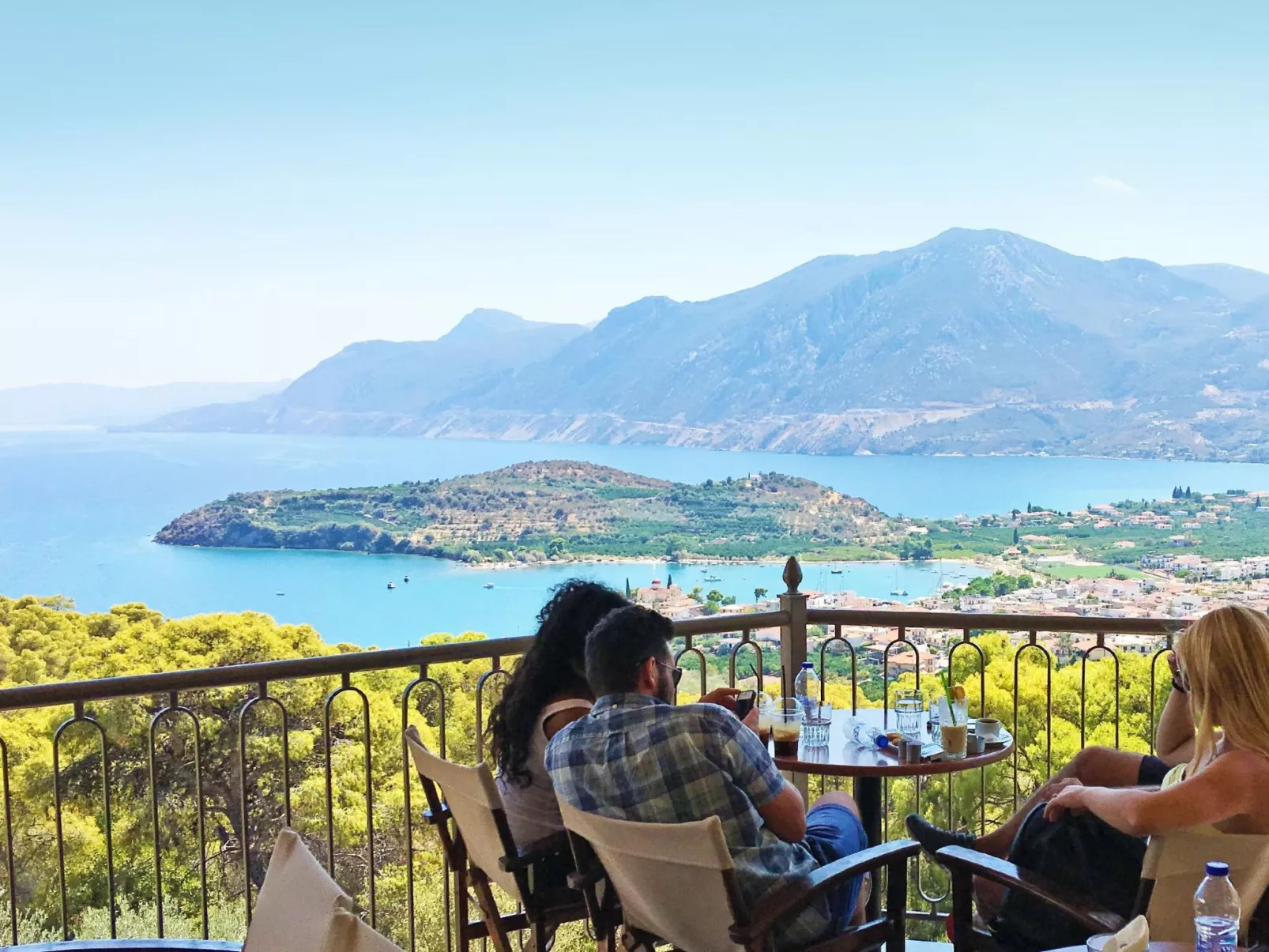 In Ermioni mit Garten, gemeinschaftlichem Pool und Terrasse - Draußen