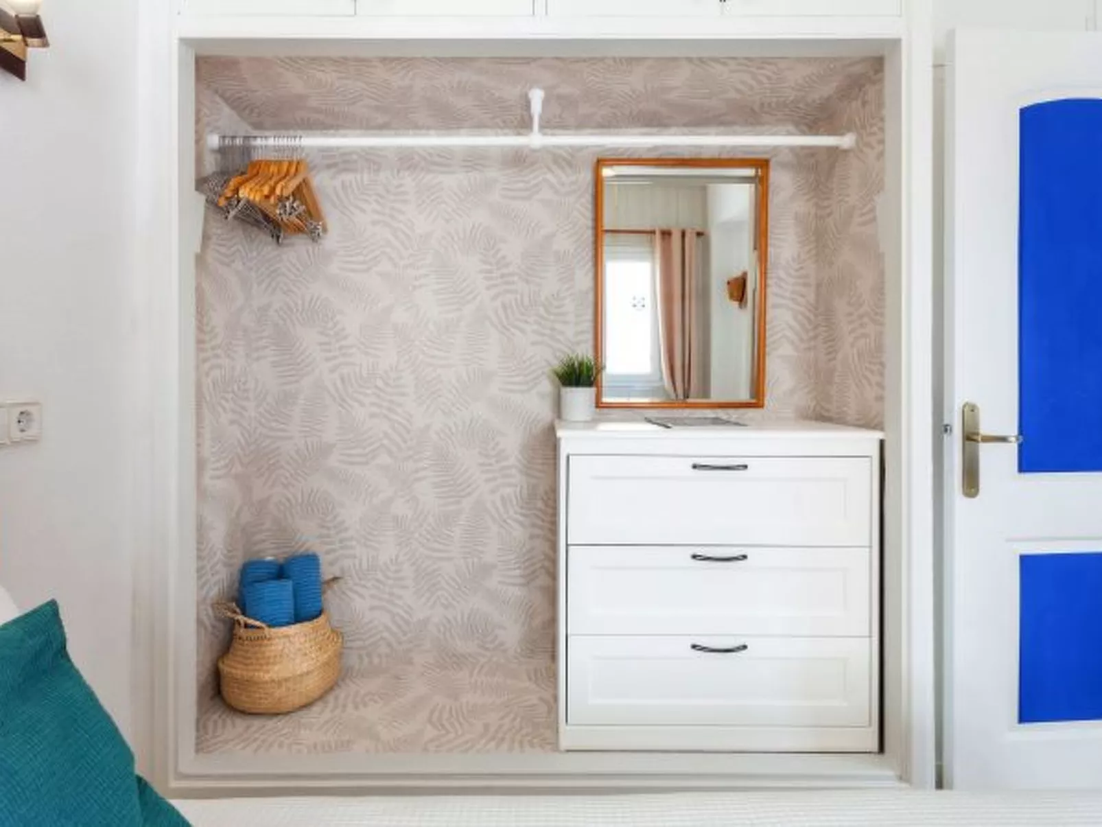 La Ola Beach House - Image-tags.info