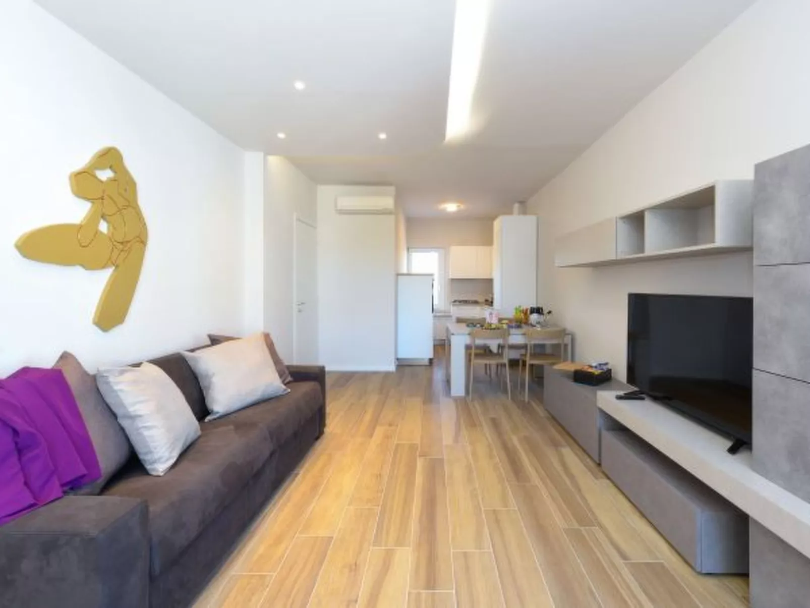 DesenzanoLoft Cappuccino mit privater Garage - Image-tags.info