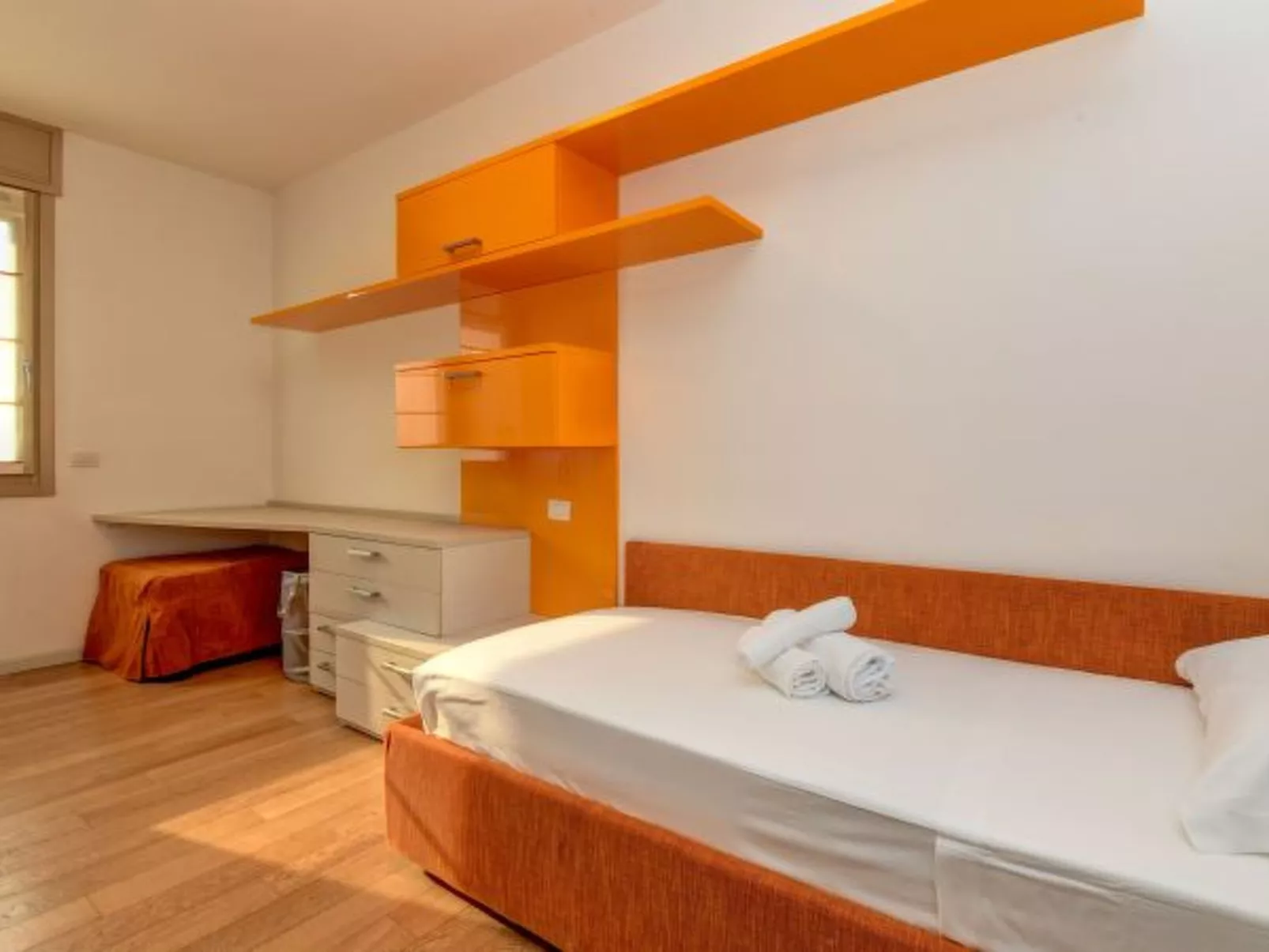 Desenzanoloft Oscar Luxury Suite - Image-tags.info