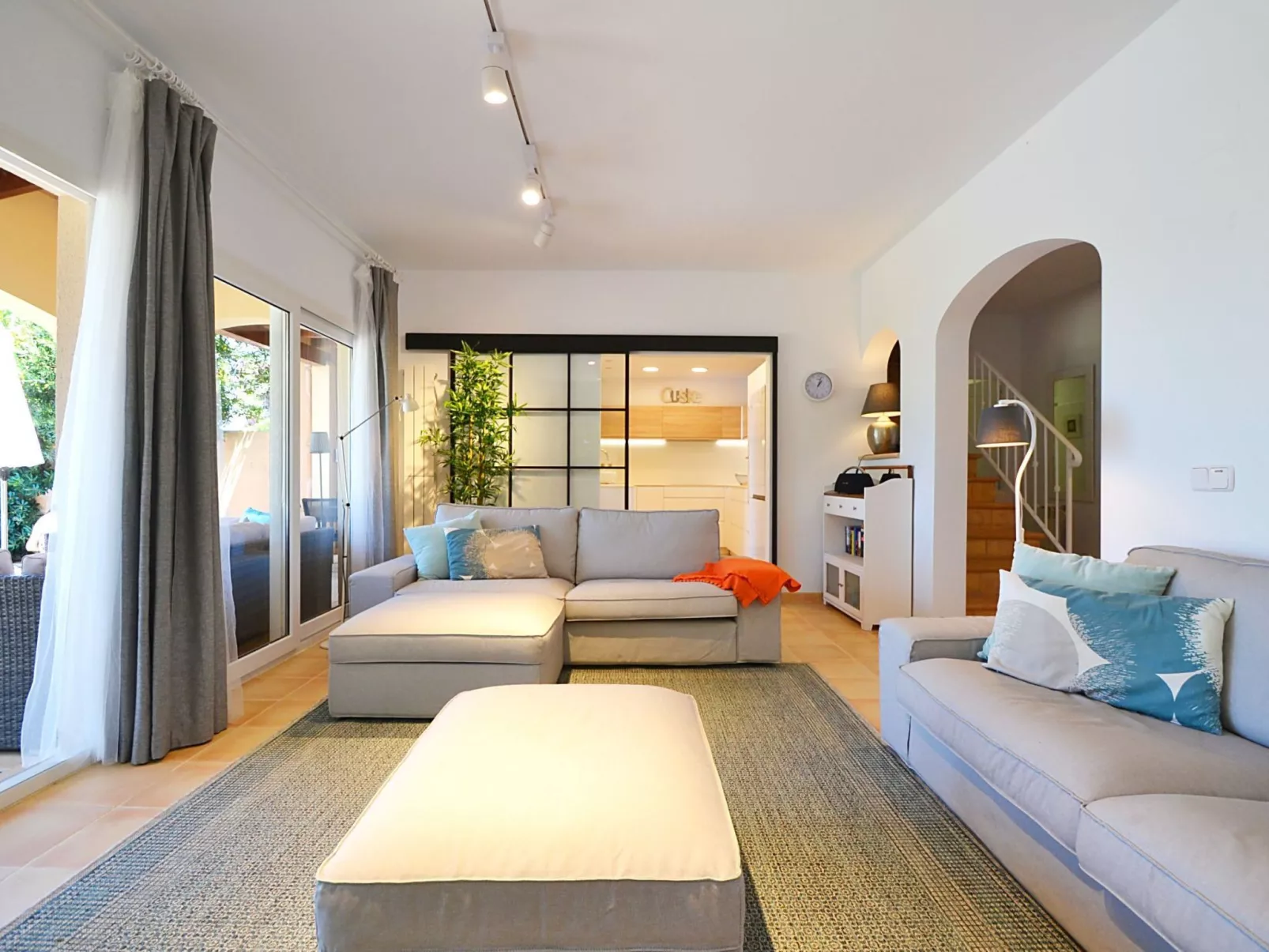 Gemütliches Ferienhaus in Urbanització S'estanyol mit Privatem Pool - Drinnen