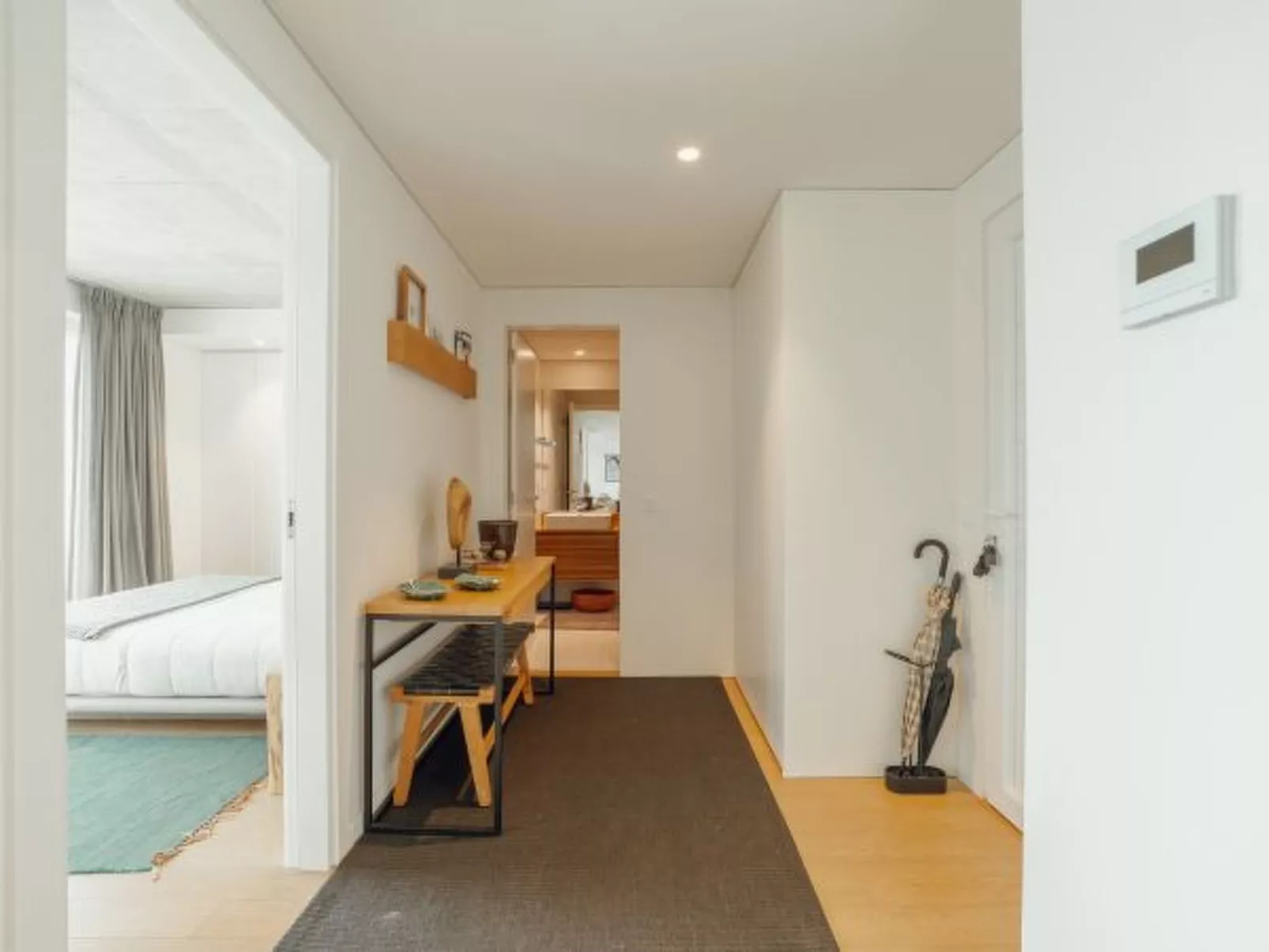 BEACH & SUN APARTMENT by VACATIONY - Inside