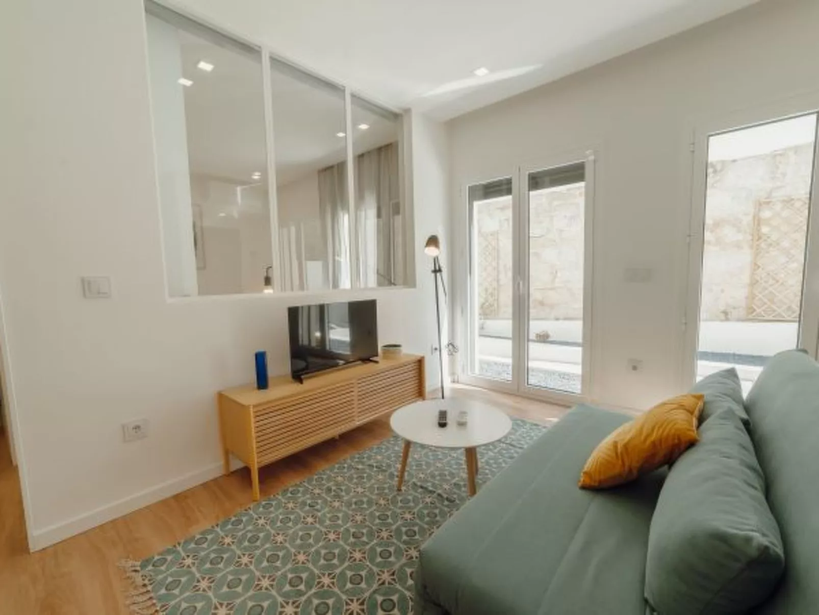 COURTYARD OPORTO DESIGN APARTMENT H - Inside