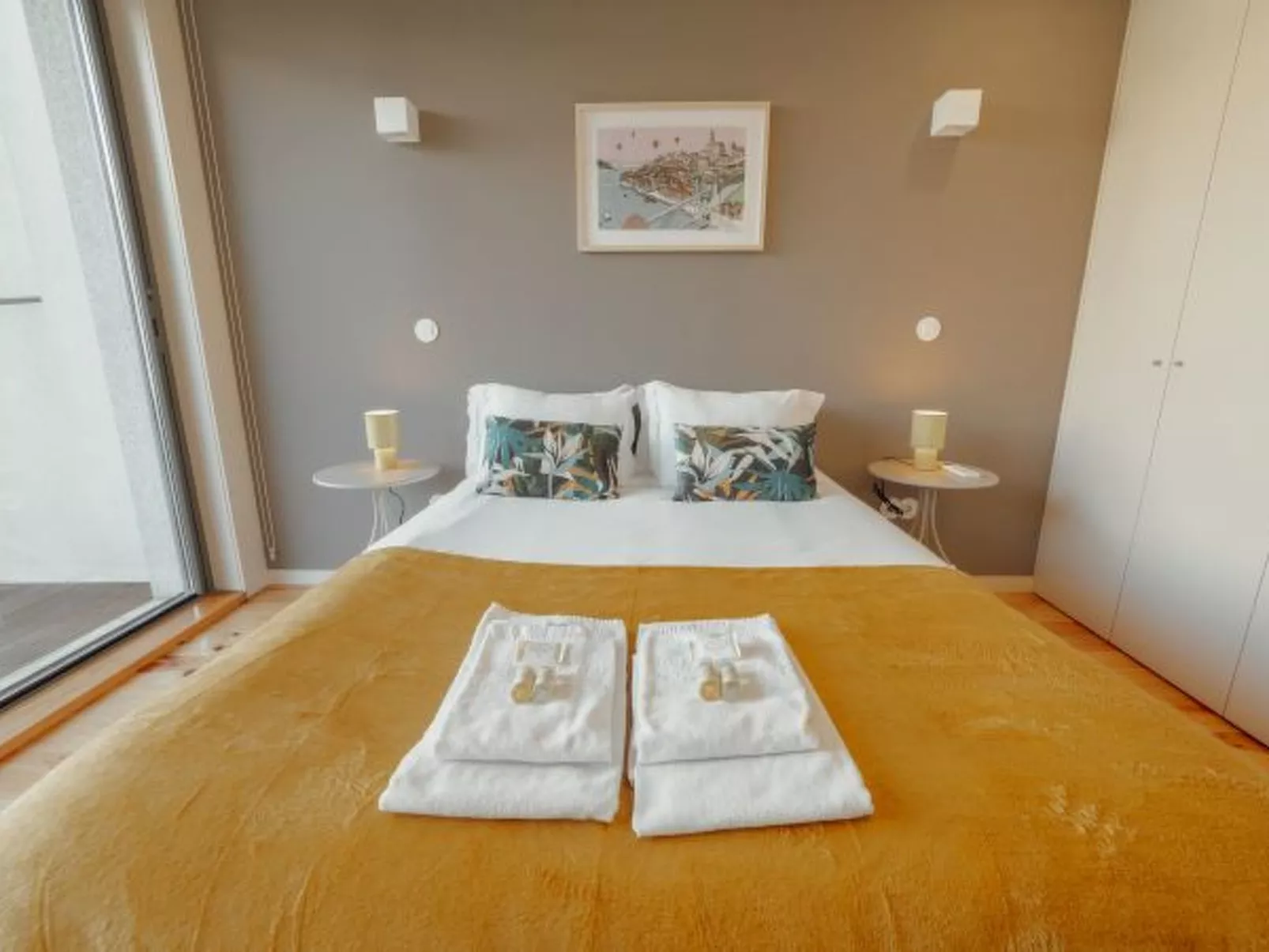 GAIA PREMIUM A WITH TERRACE by VACATIONY - Inside