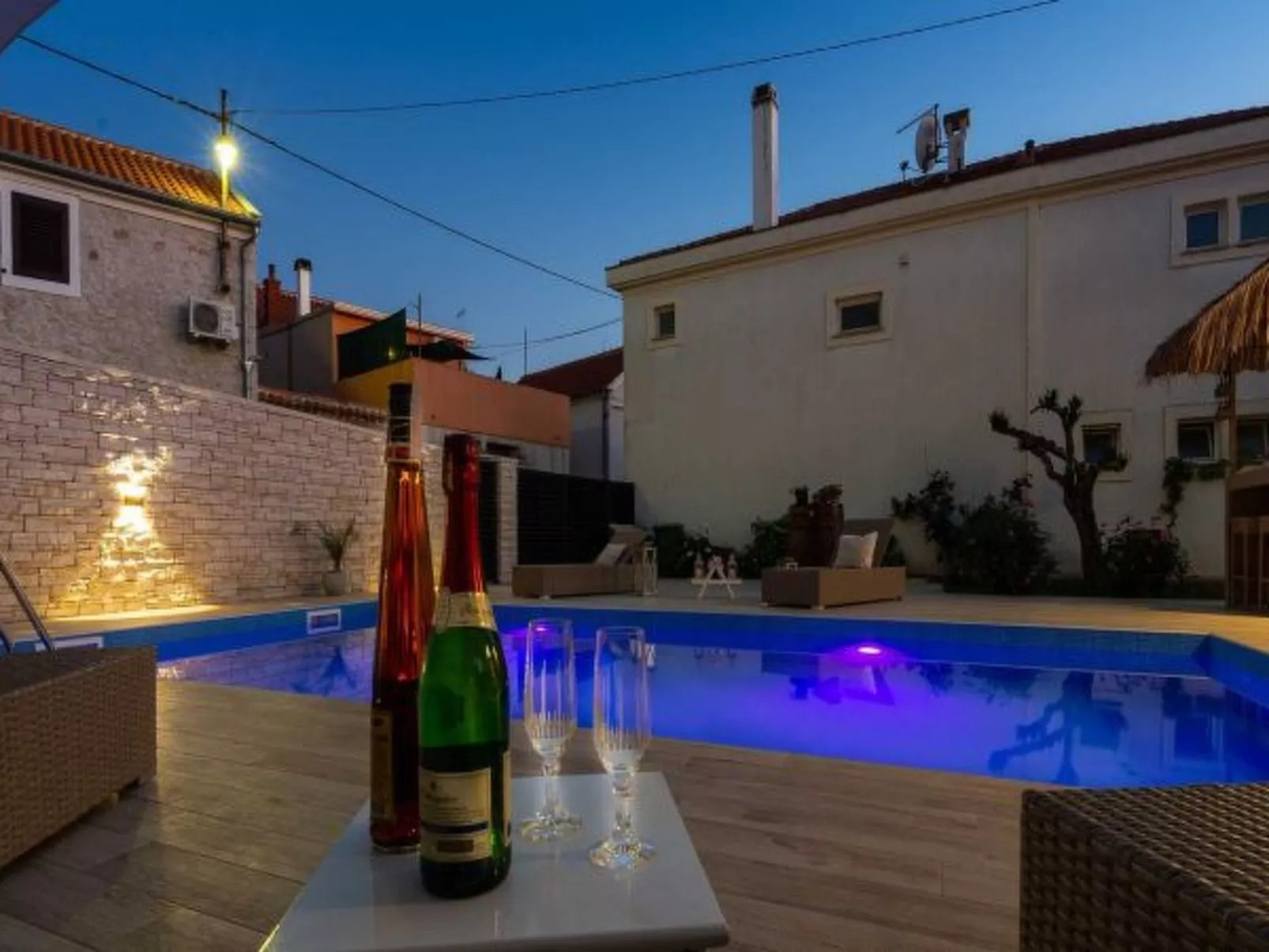 Modern Holiday house Gatsby only 40m from the sea - Image-tags.info