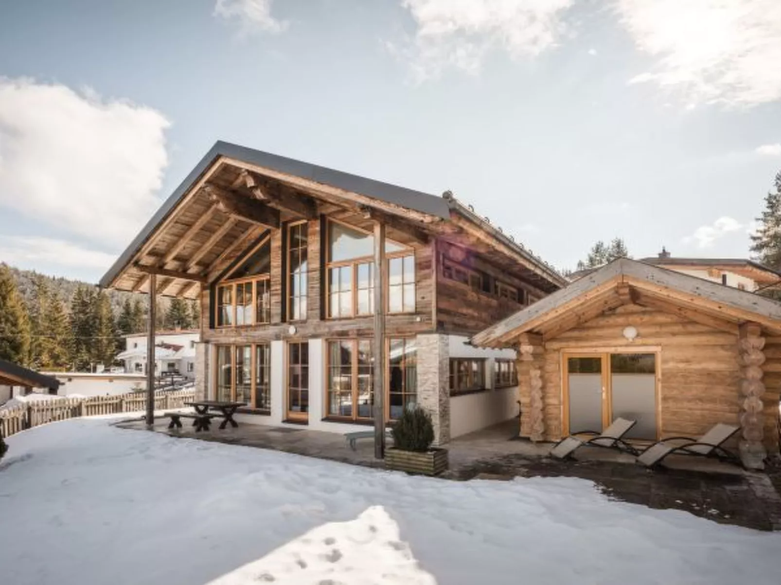 IM WEIDACH Haus 1 - Draußen