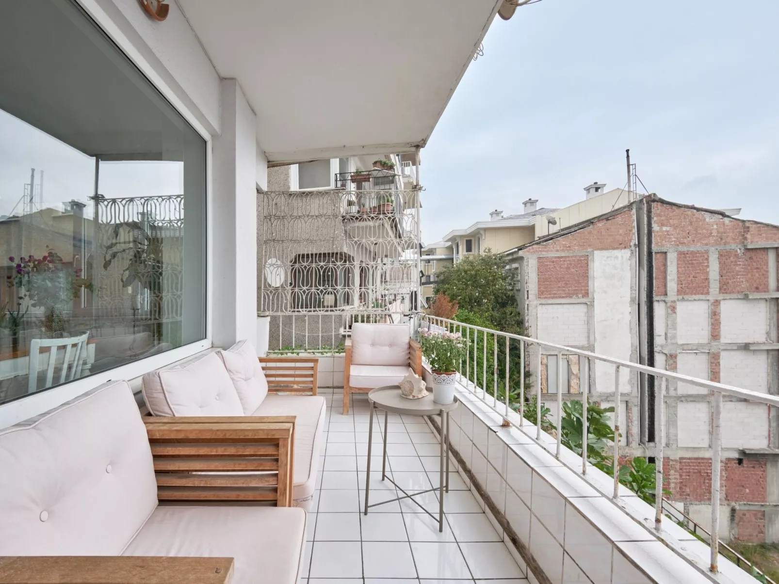 Wohnung mit Blick auf die Halbinsel von Istanbul - Drinnen