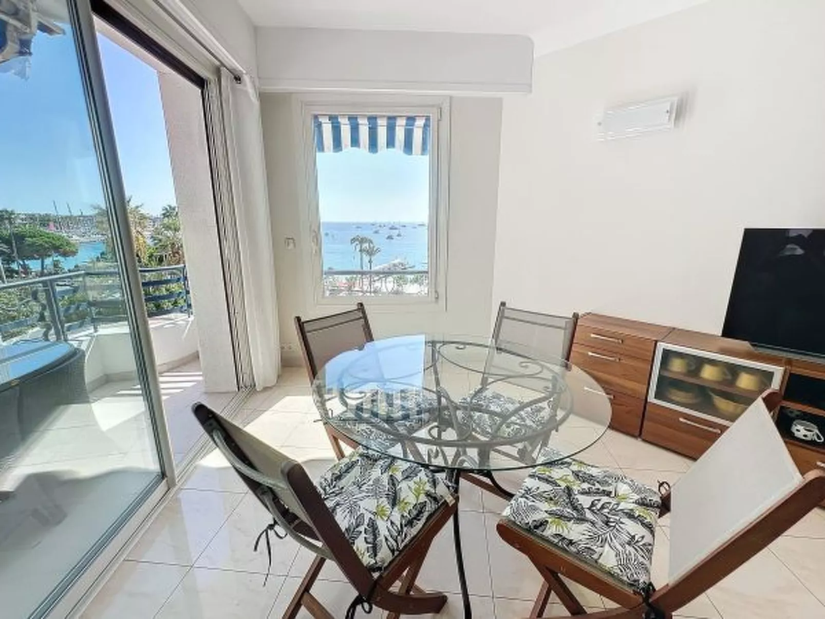 Croisette Martinez 1 bedroom 241 - Image-tags.info