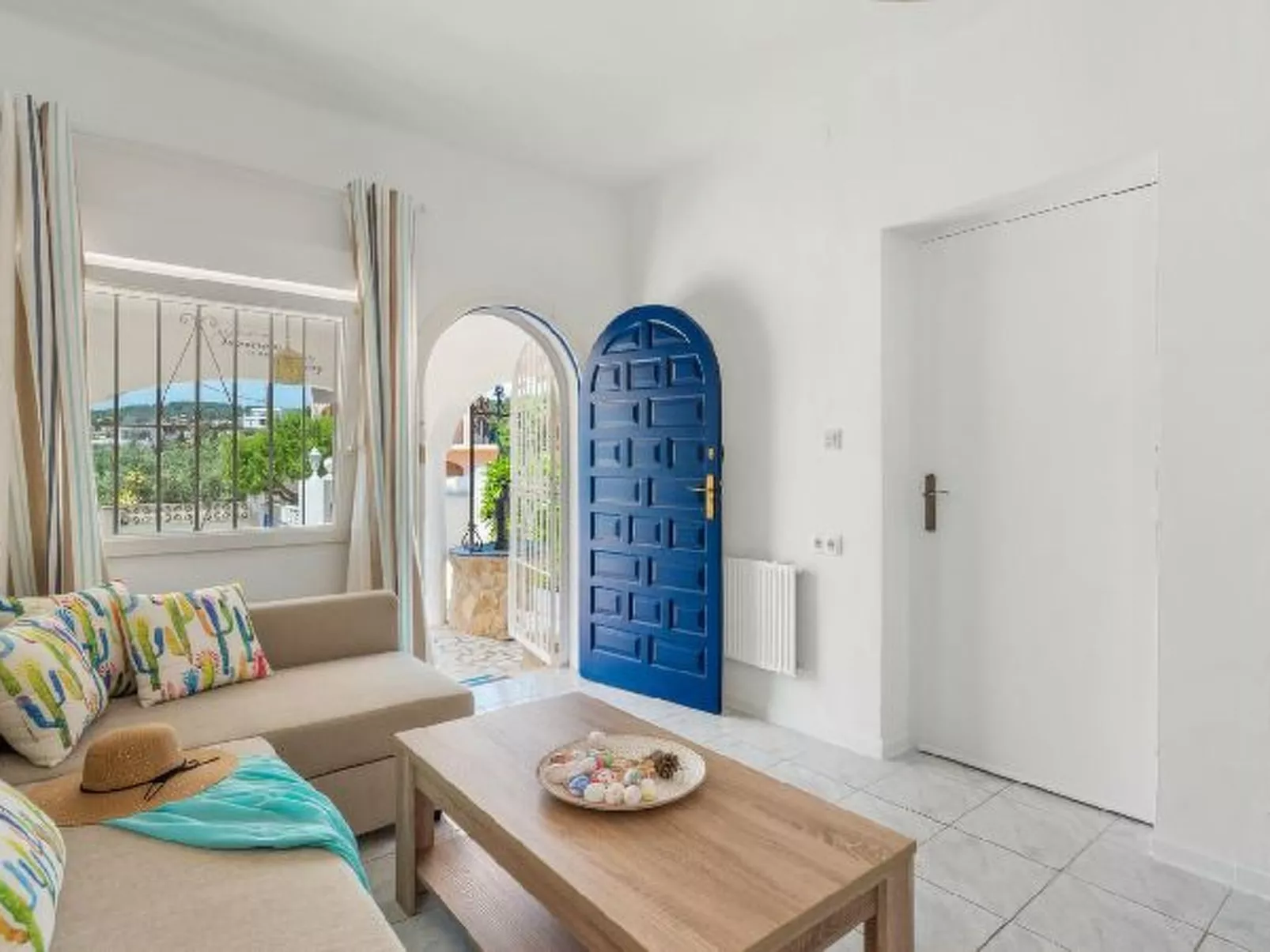 Villa Ametler - Plus - Image-tags.info