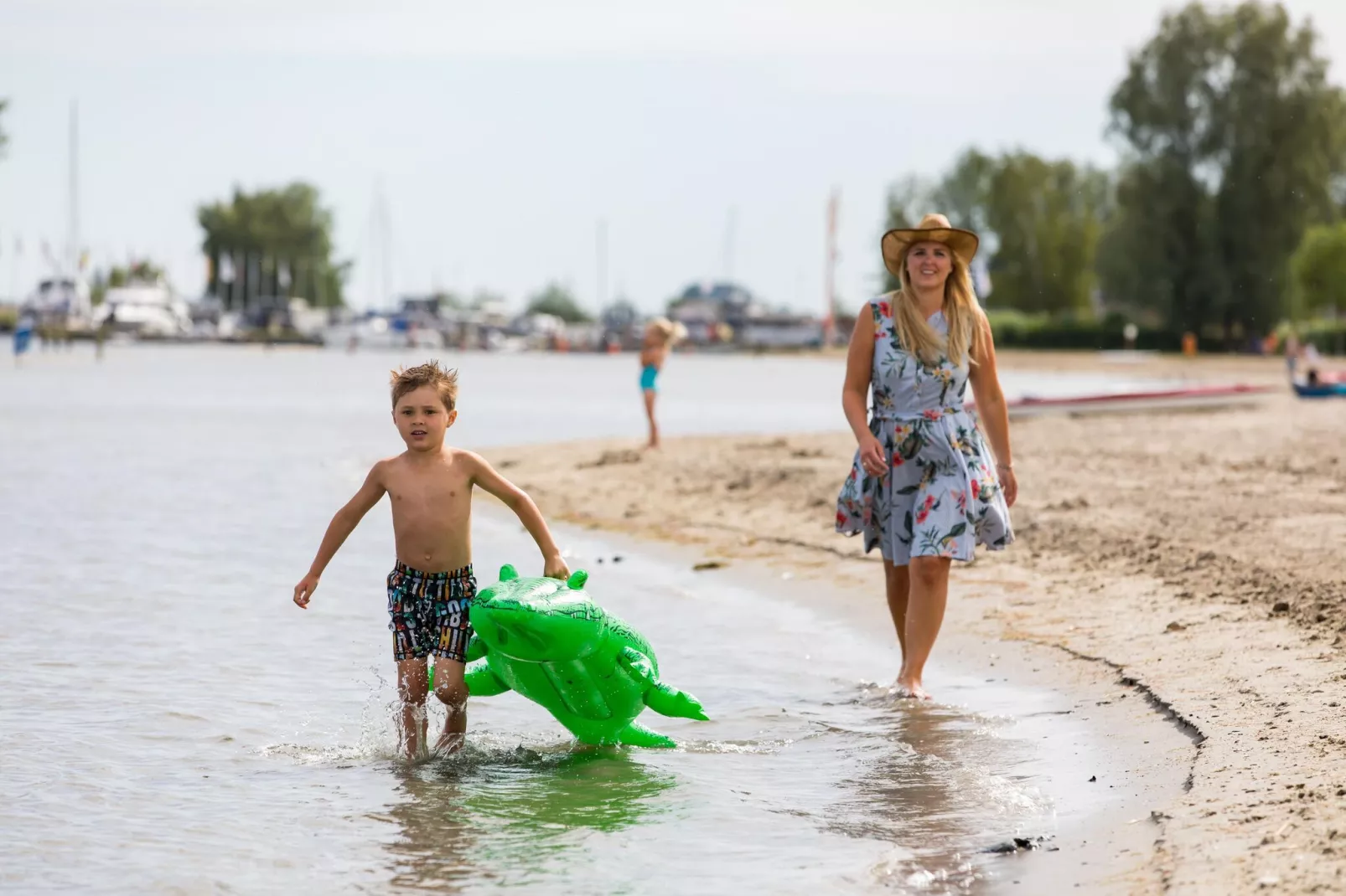 Resort Zuiderzee 18-Areas summer 1km