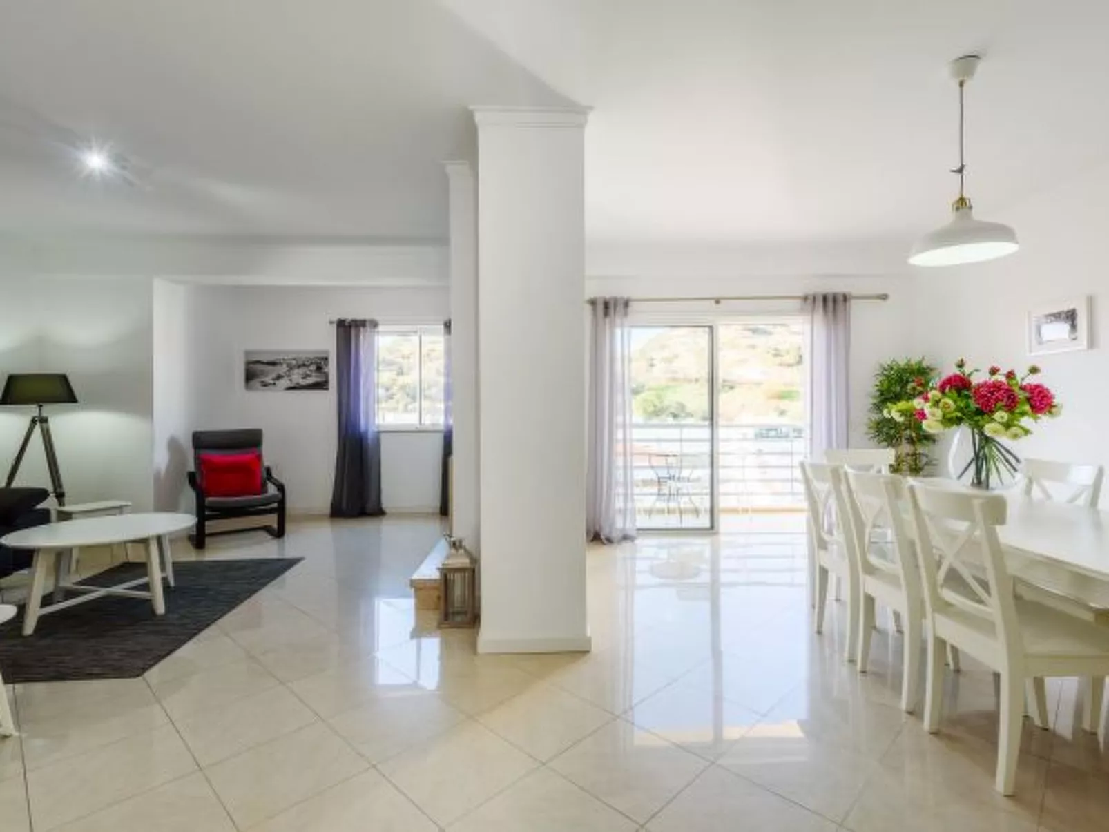 Amazing Apartment in Albufeira - Inside