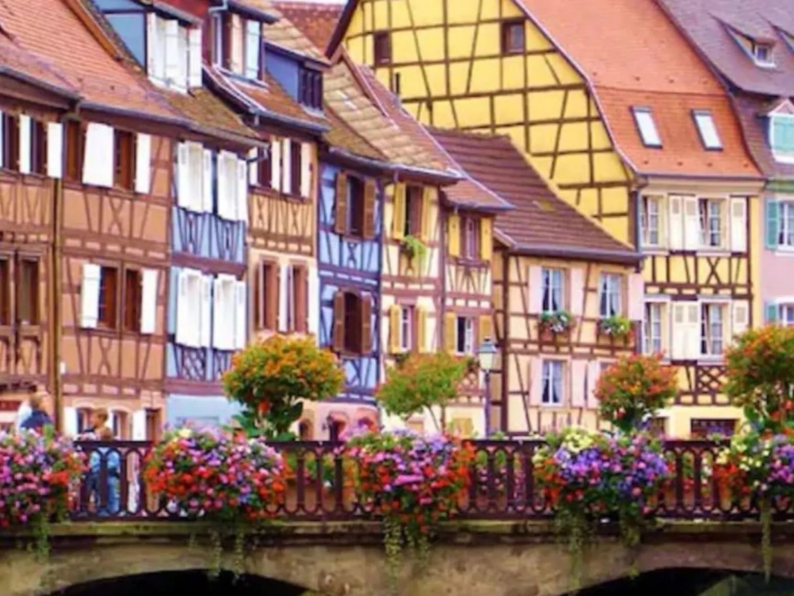 Smart Home Athen, Europapark, Rulantica ca. 15min - Image-tags.info