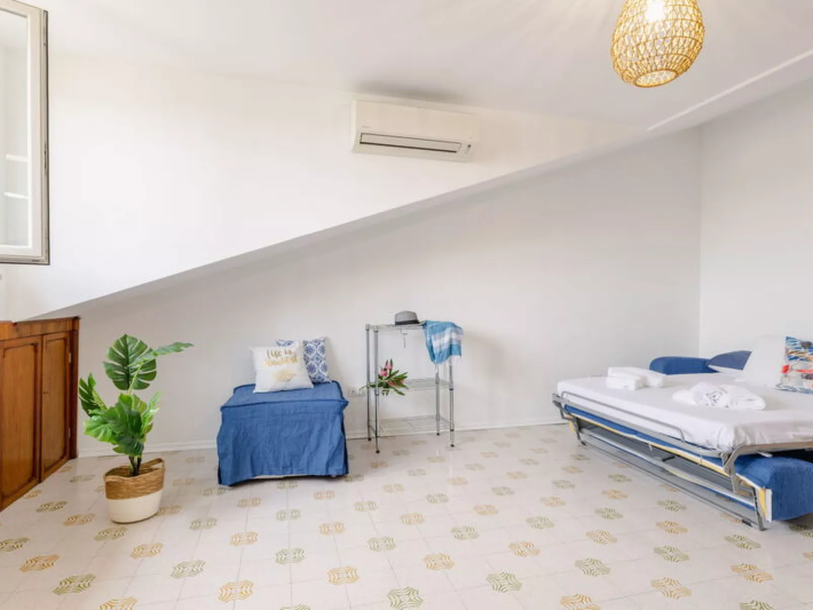 Conero Bluloft - Dedans