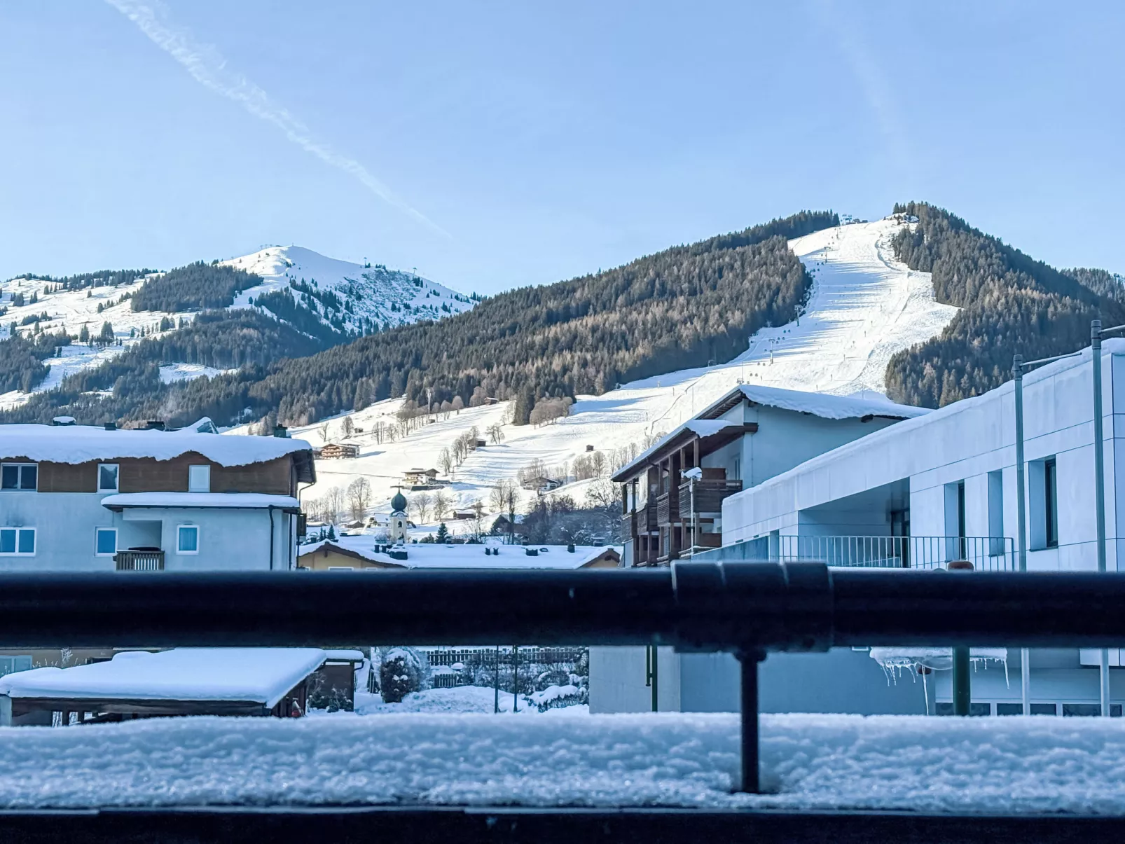 Kirchenblick - Outside