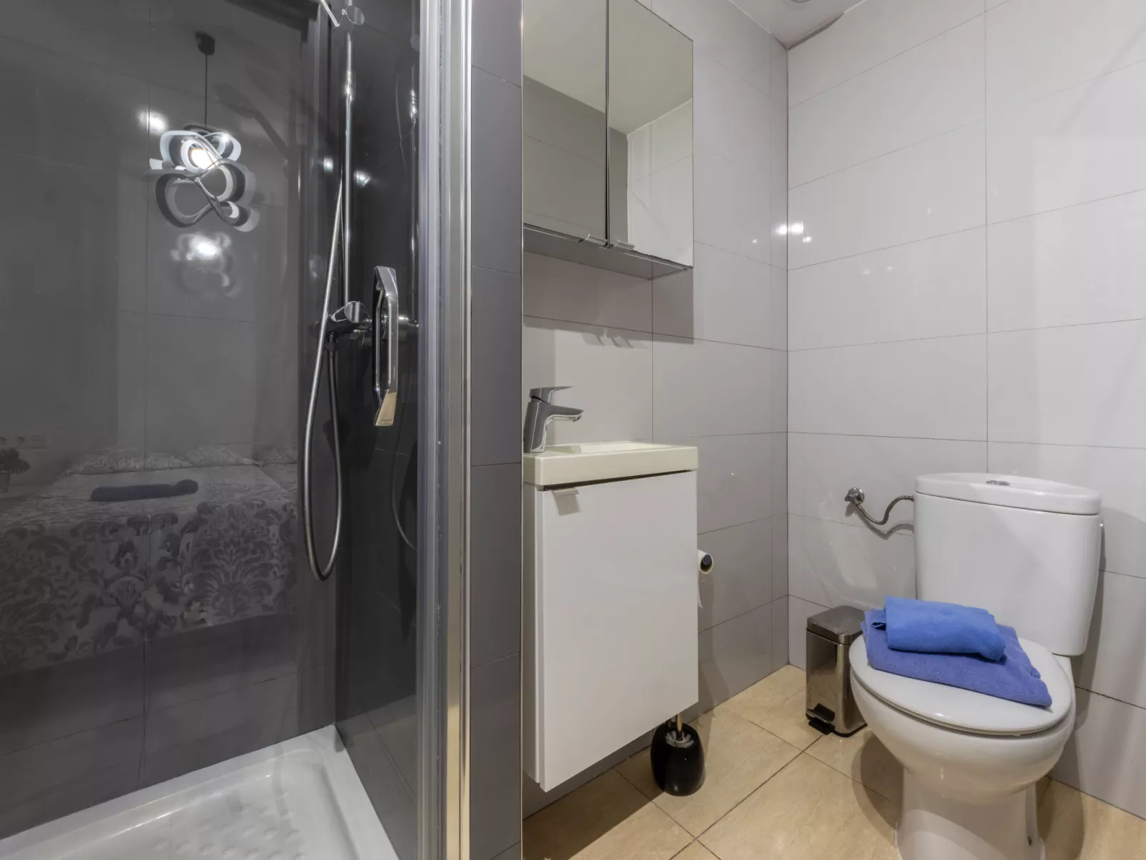 Higini Angles - Inside