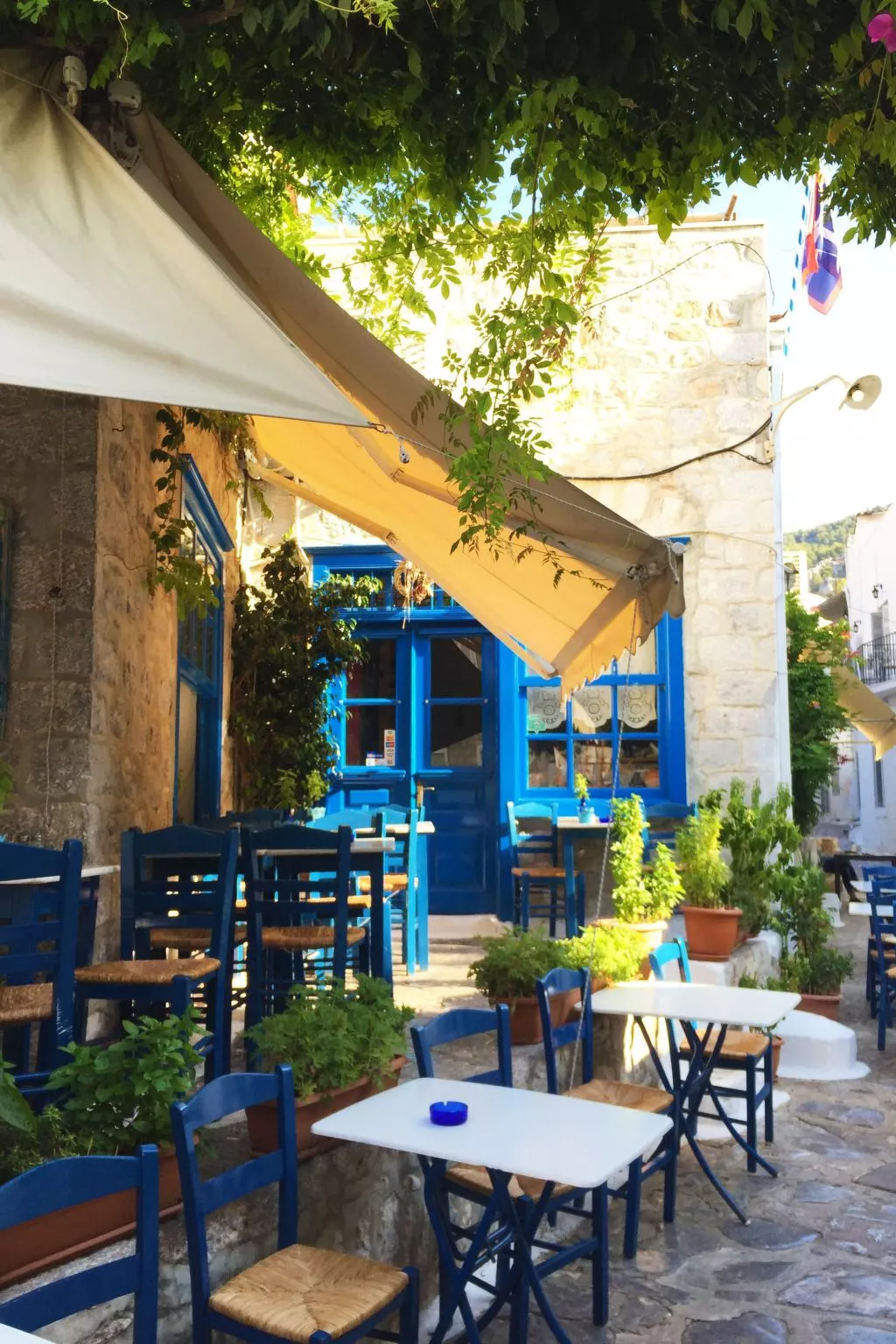 In Ermioni mit Grill, Terrasse und gemeinschaftlichem Pool - Draußen