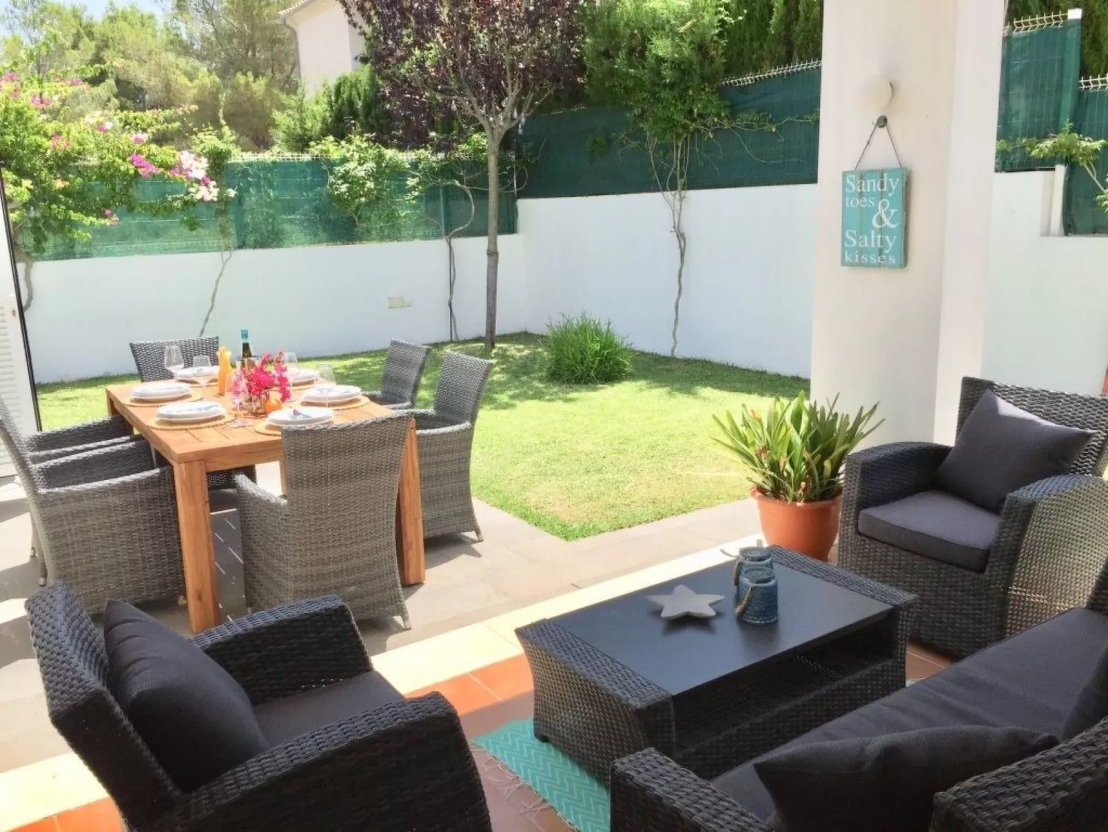 Strandvilla Beach and Ocean in Son Serra De Mari - Outside