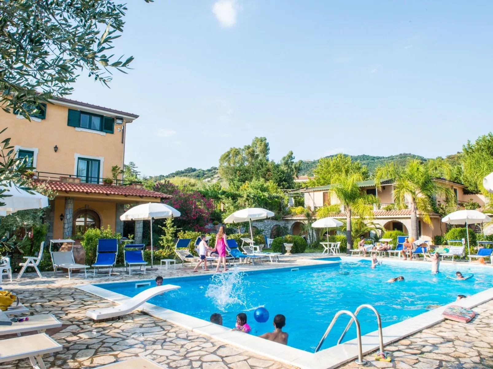 Gästezimmer der Villa Mirella - Draußen