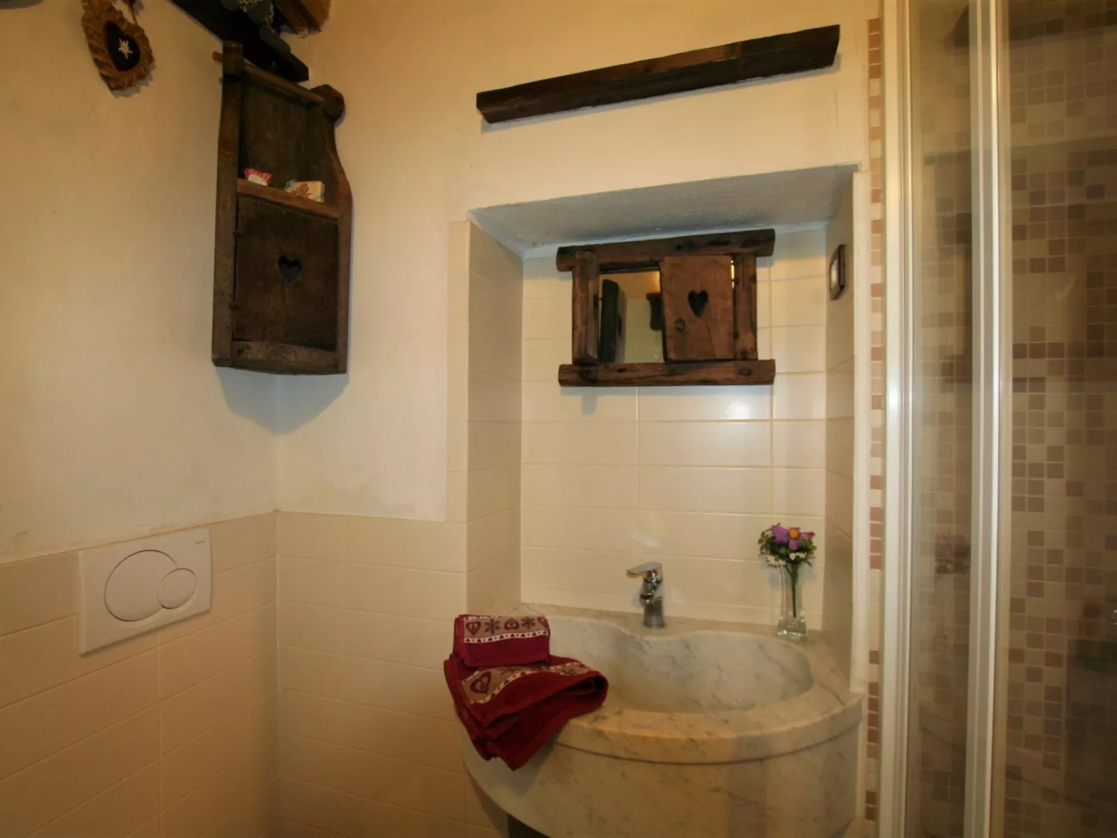 Für 3 Personen ca. 37 m&sup2- in Lumarzo, Norditalien (Ligurien) - Dedans