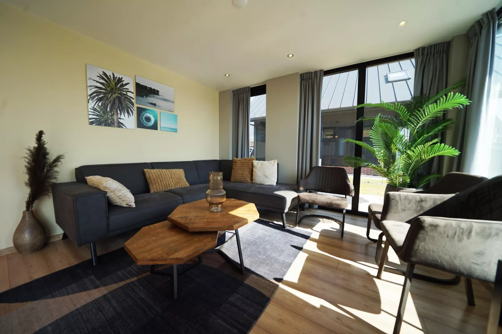 Resort De IJssel Eilanden 8-Living room