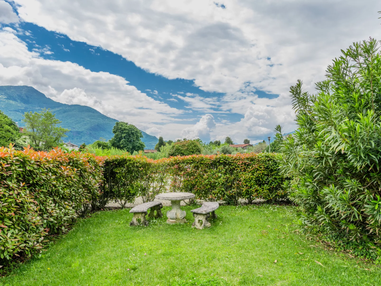 Sole e Fiori - Draußen