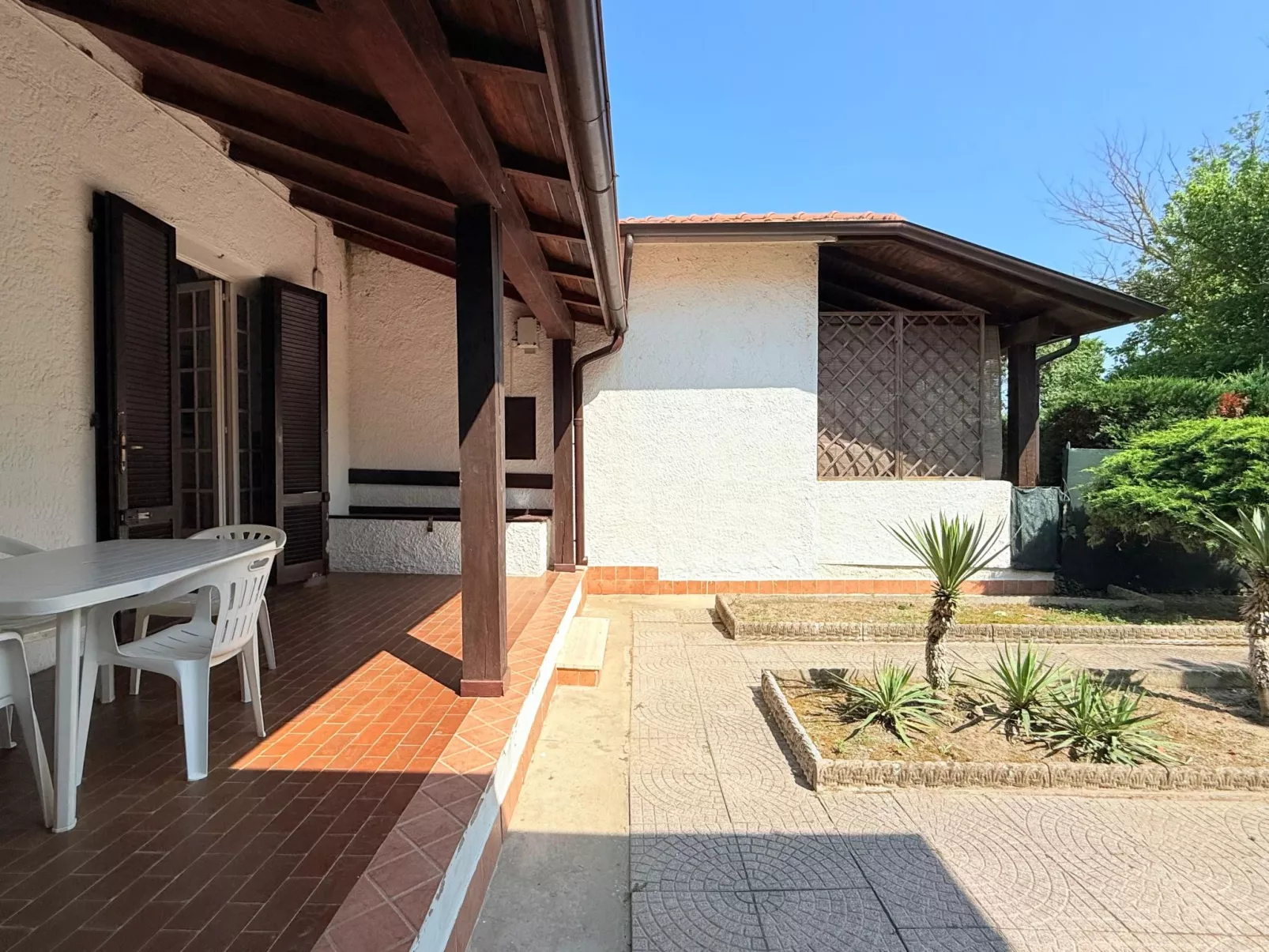 Gewächshaus im Erdgeschoss, 2 Gärten - Draußen