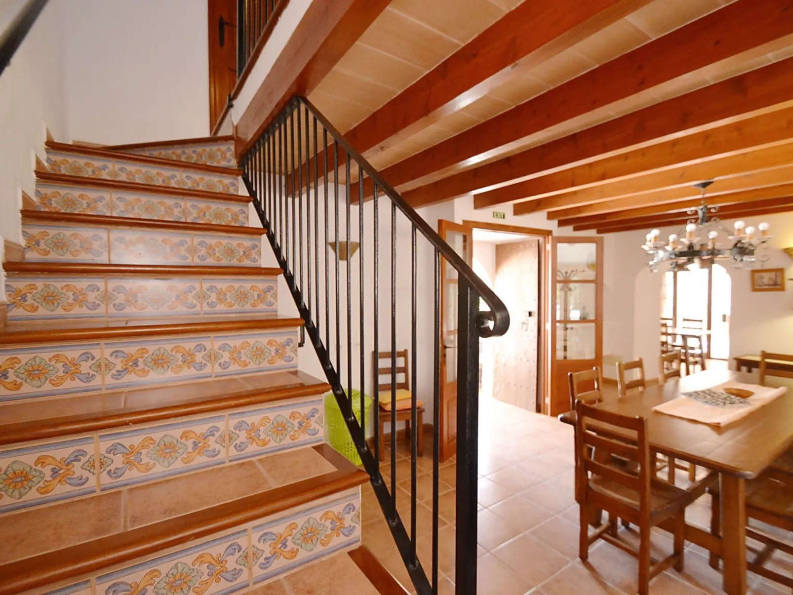 Wunderschönes Landhaus im Landhausstil mit Pool am Ortsrand von Felanitx - Draußen