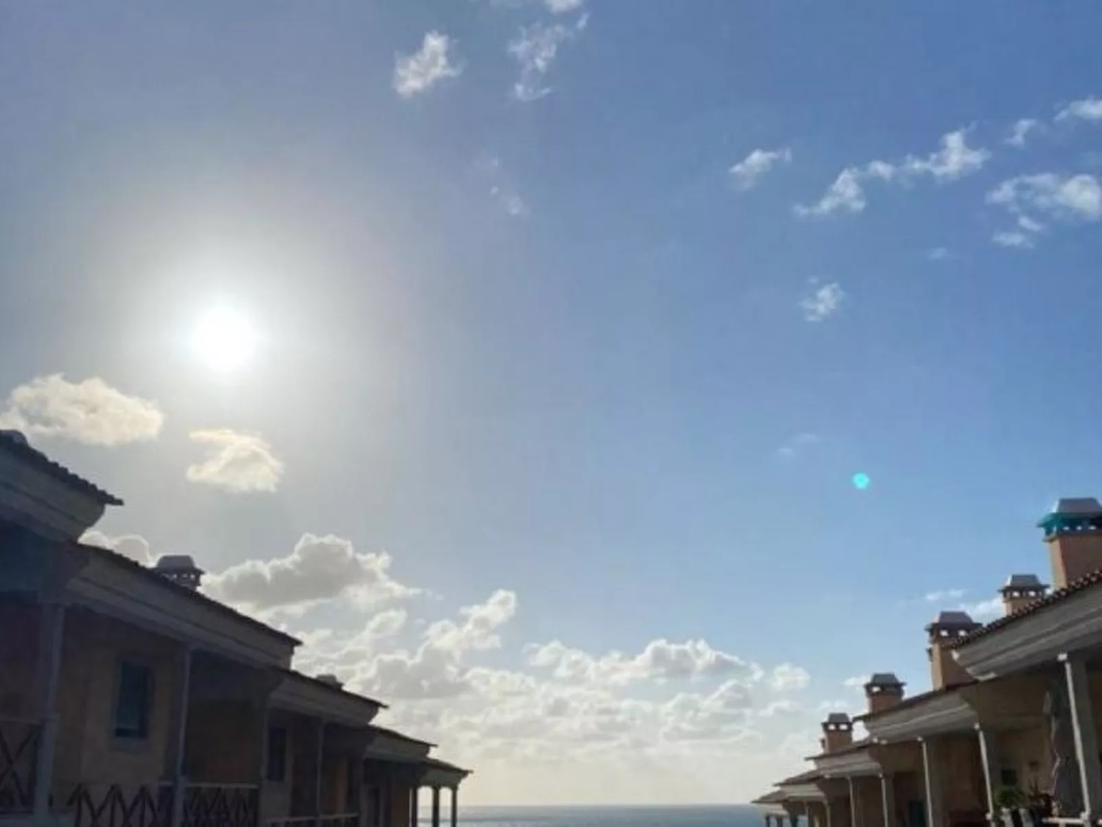 SUNSET HOUSE WITH SEAVIEW & TERRACE by VACATIONY - Outside