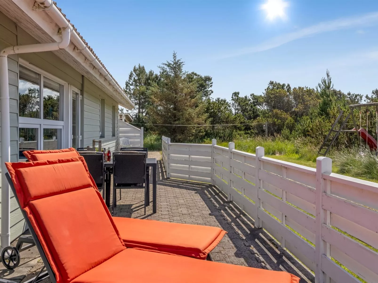 "Answald" - 250m from the sea - Outside