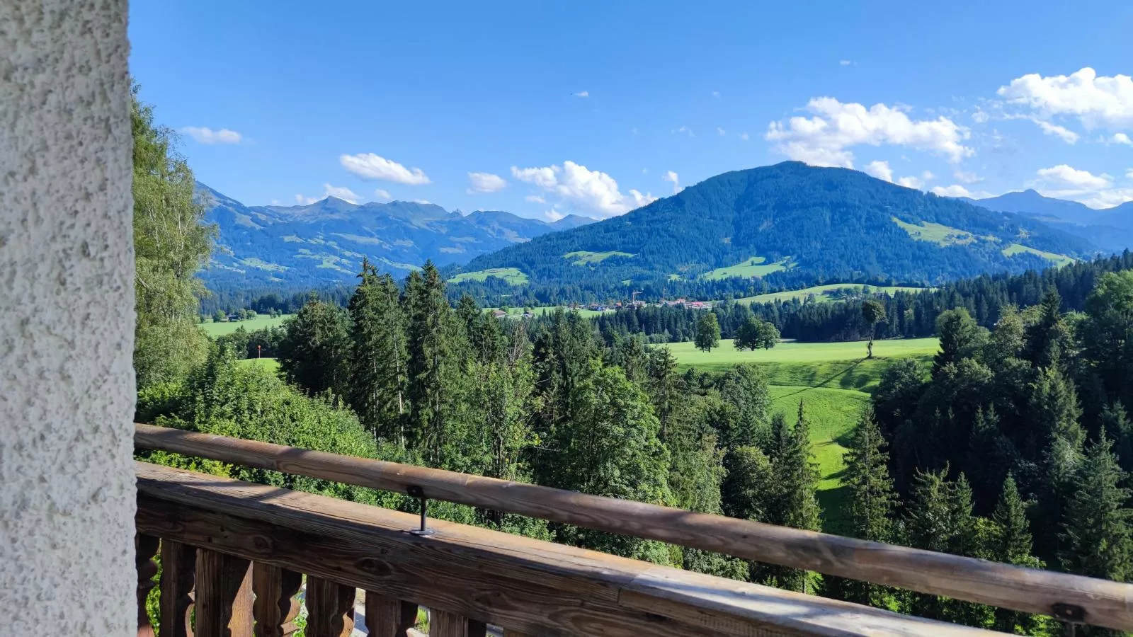 Landhaus Platzl-Vue d'été