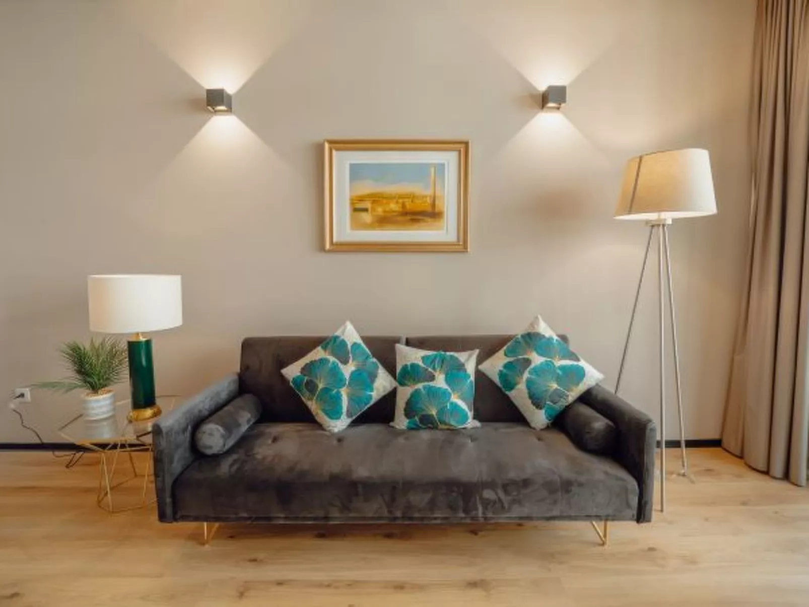 CITY CENTER PREMIUM with GARAGE by VACATIONY - Inside