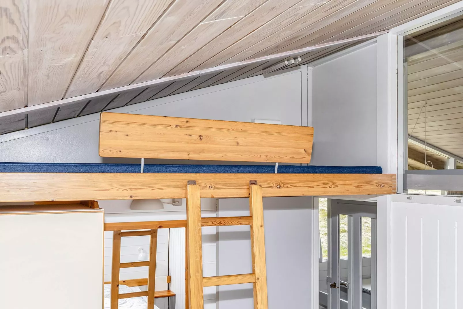 A-3½ roomrenovatedclose to beach - Indoor