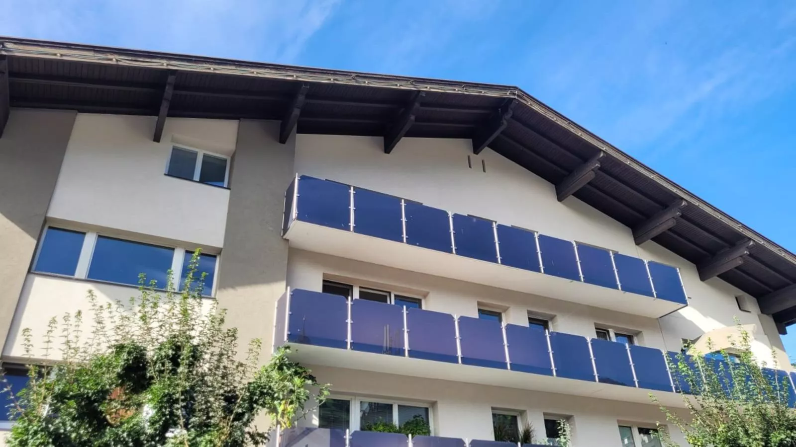 Tirola Platzl-Exterior summer