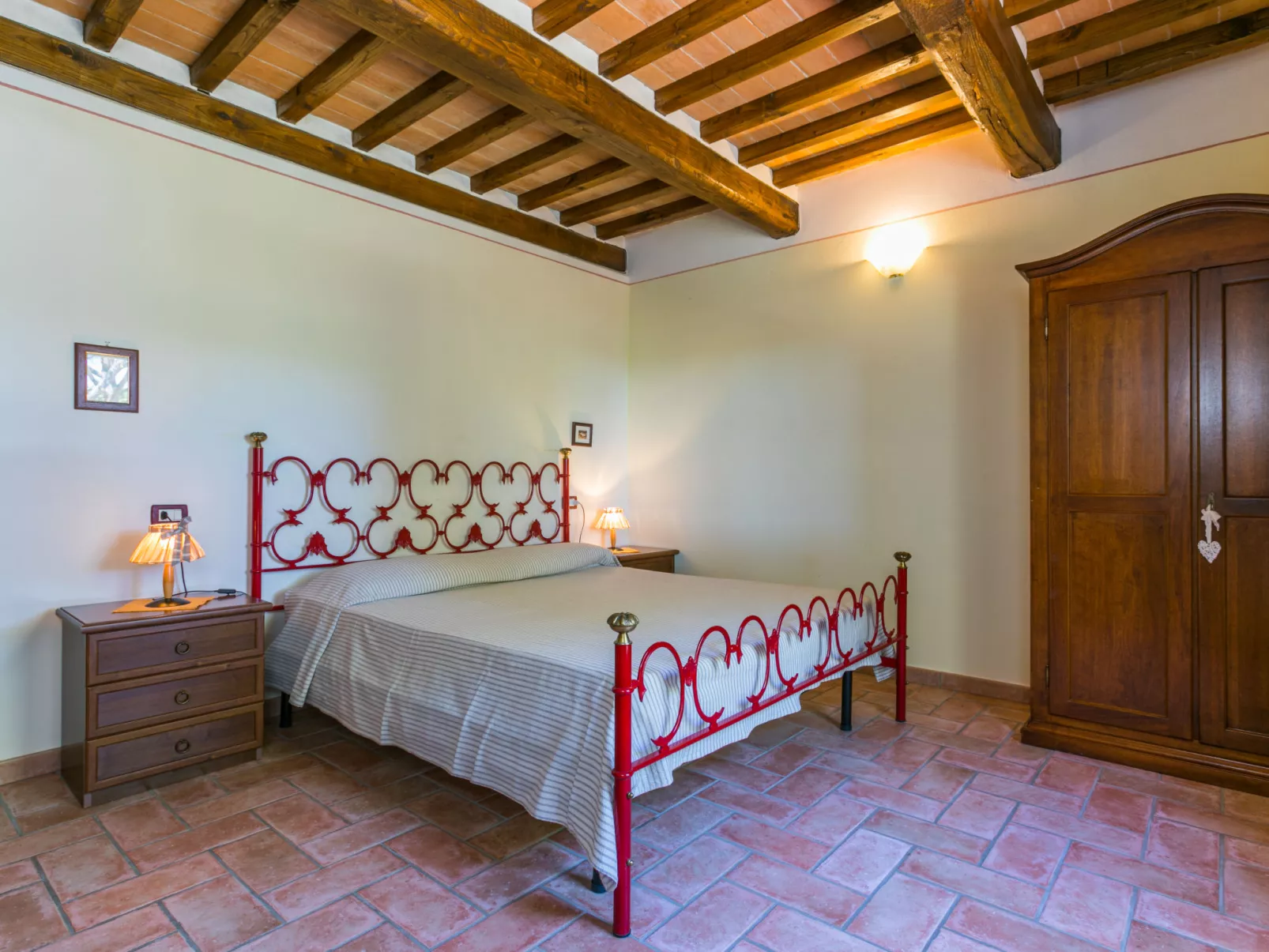 Rossogiallo - Dedans