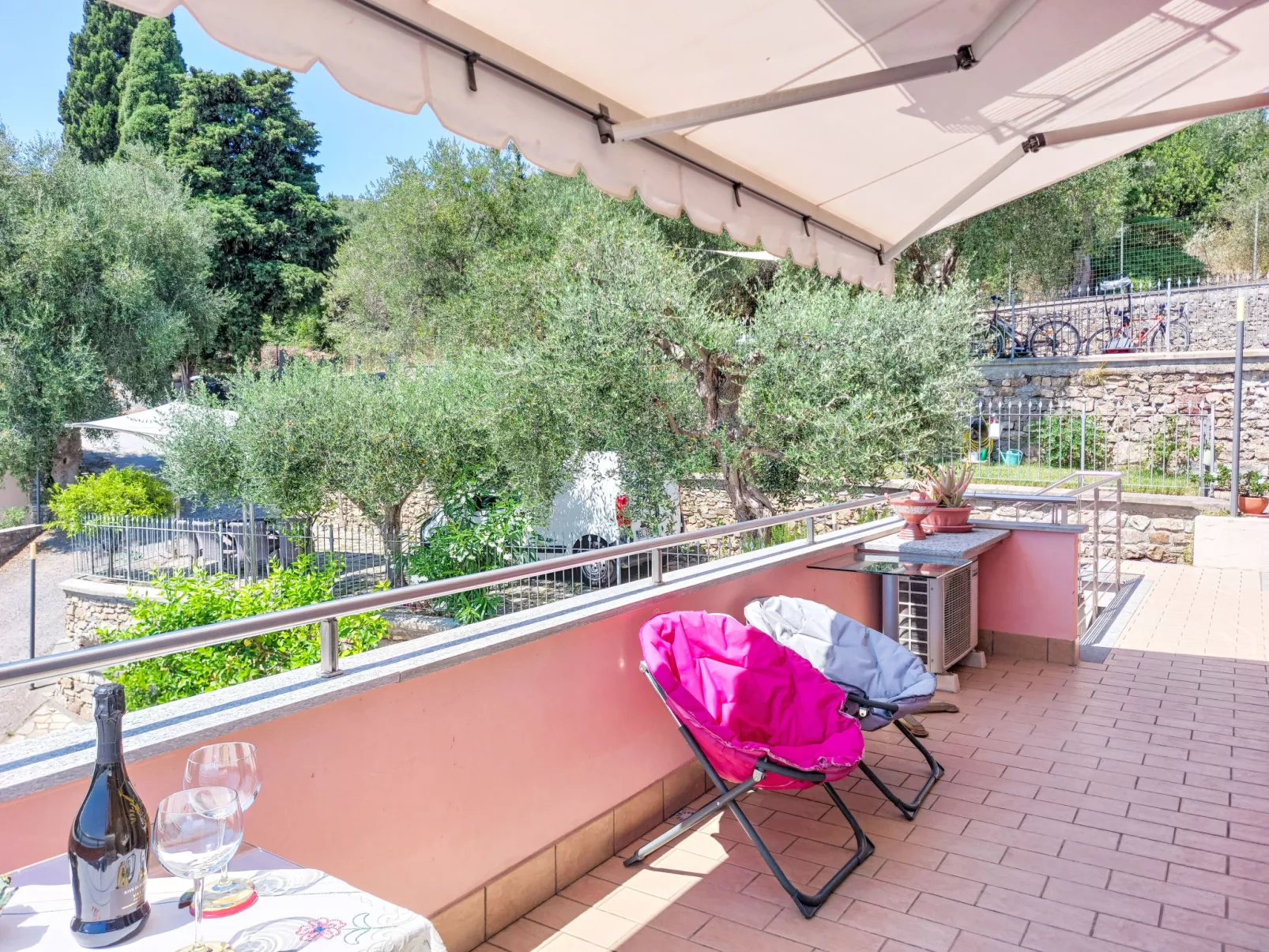 Ulivi sul Mare - Draußen