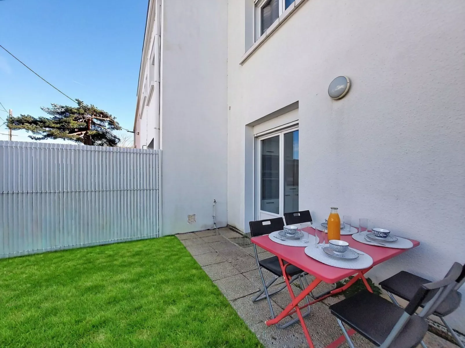 Les Sables - Draußen