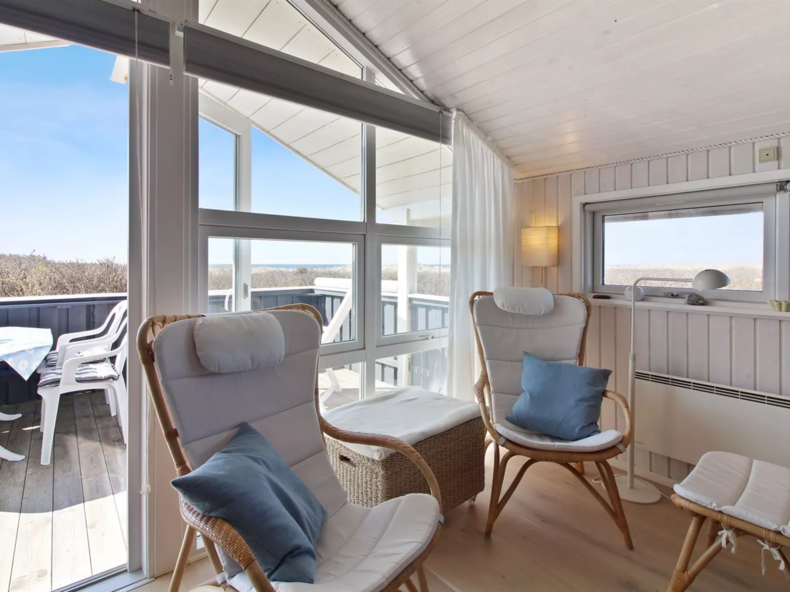 "Minka" - 58m from the sea - Inside