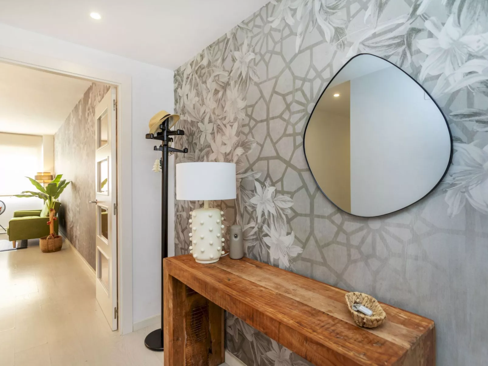 Nova Torredembarra - Inside