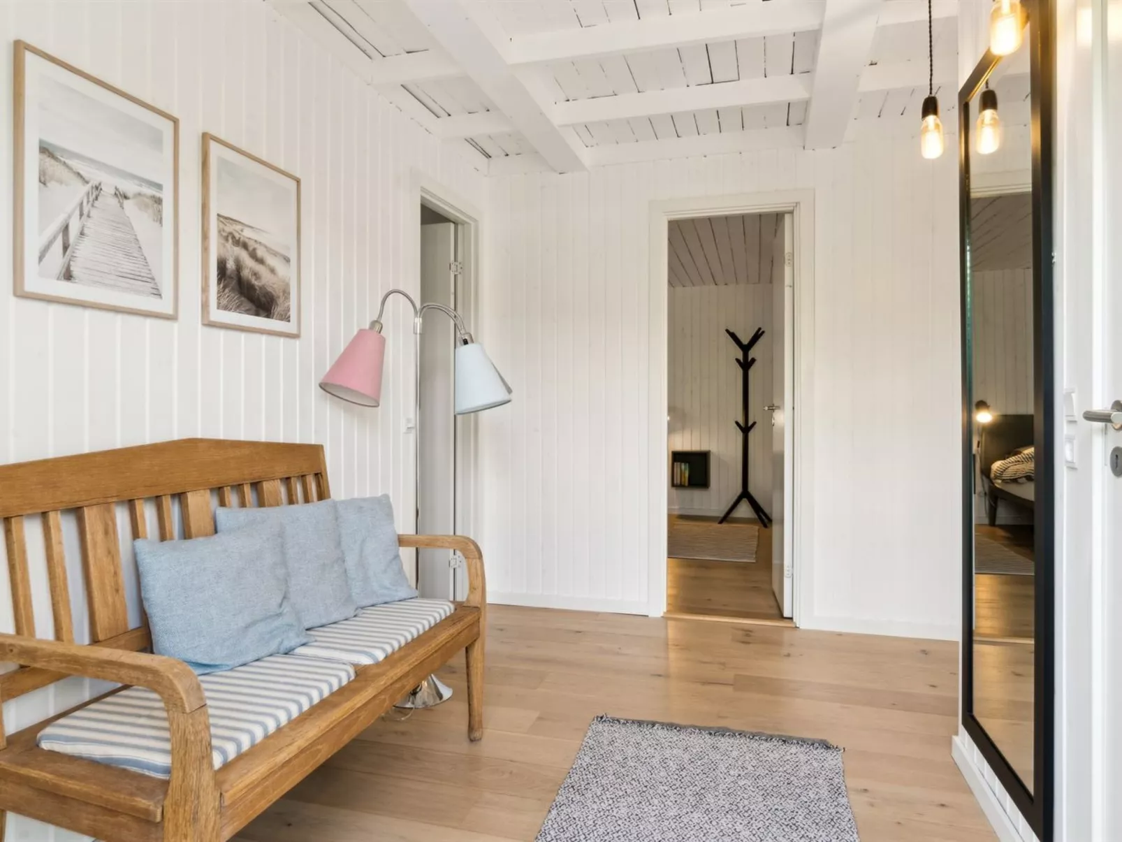 "Manko" - 250m from the sea - Drinnen