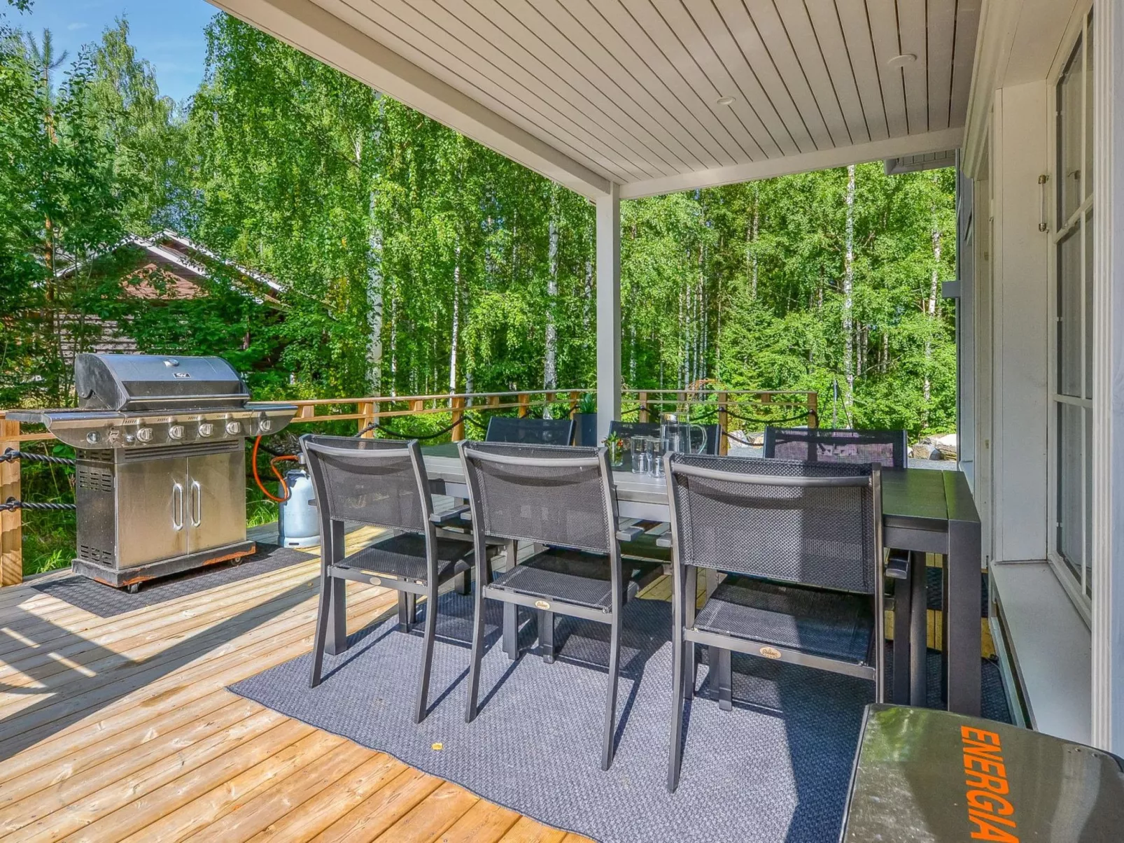 Tonttutahko 20 b - Dedans