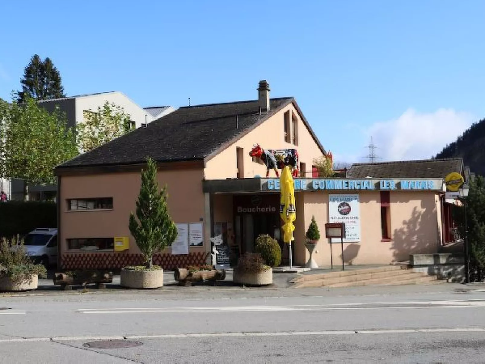 Petit Nid Douillet au Coeur de Salvan - Dehors