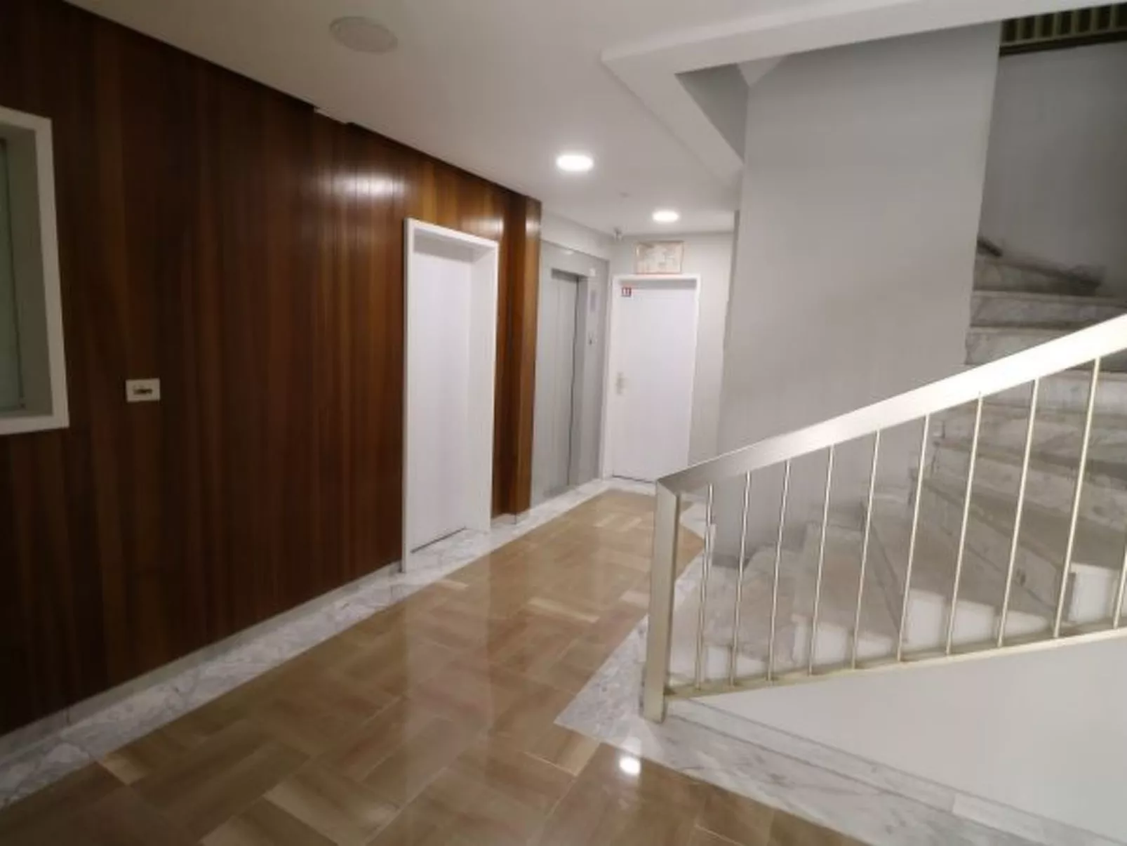 2 bedroom Croisette Monod 348 - Image-tags.info