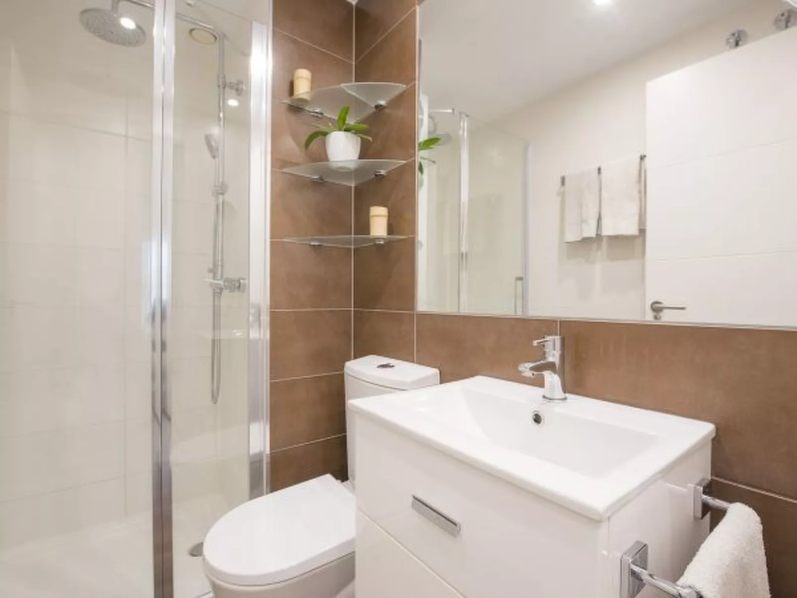 Apartment Natsu - PlusHolidays - Image-tags.info