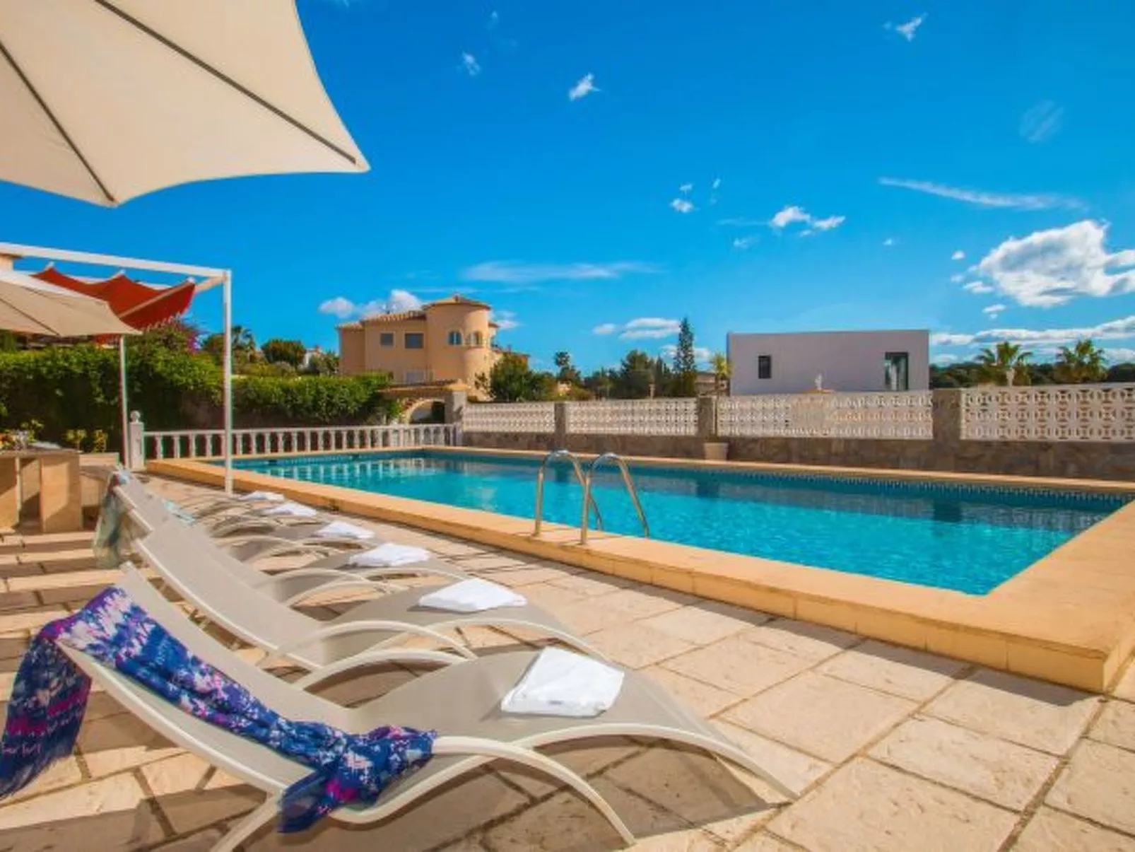 Villa Zelda - PlusHolidays - Image-tags.info