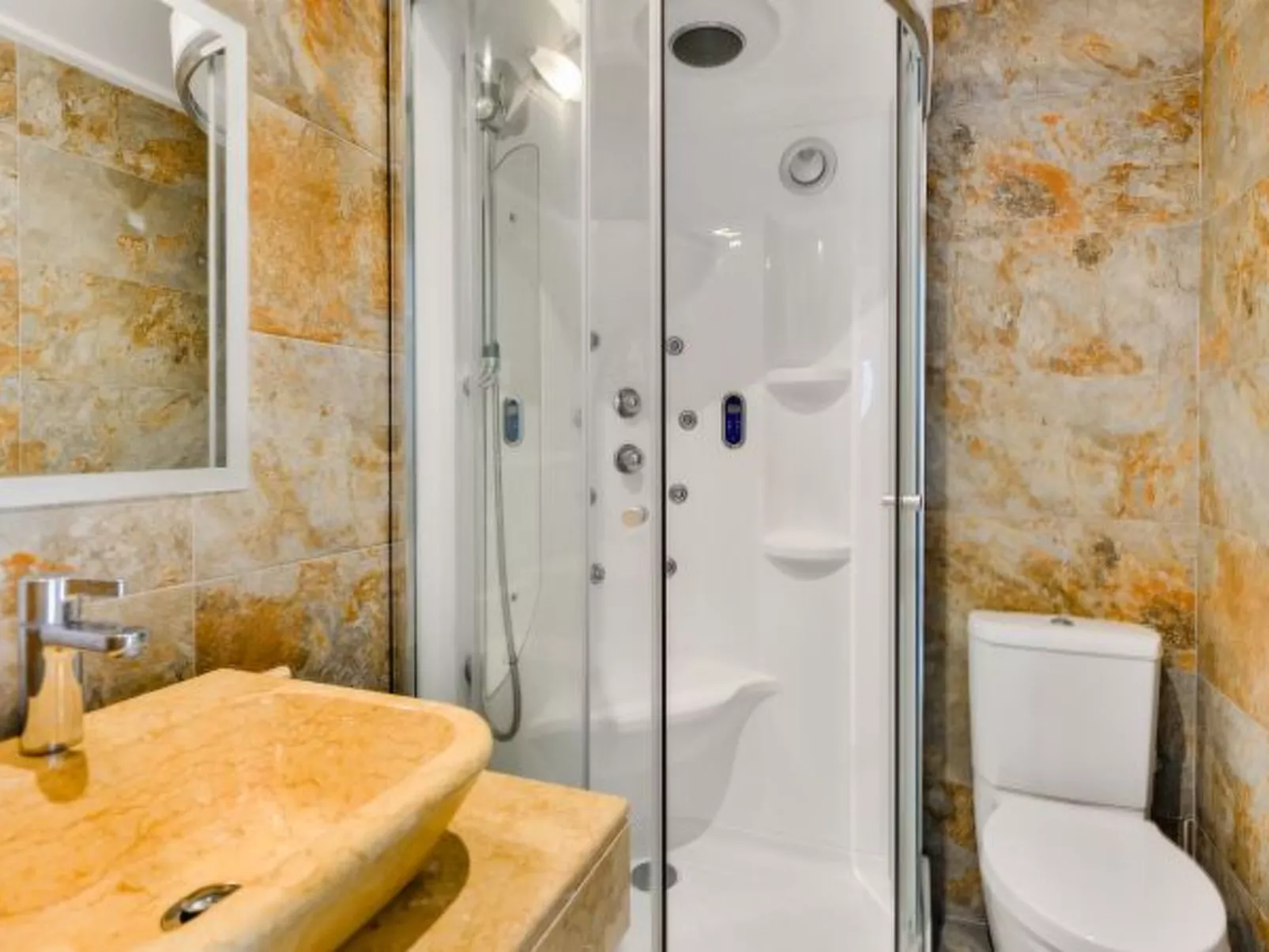 Falesia Beach A - Inside