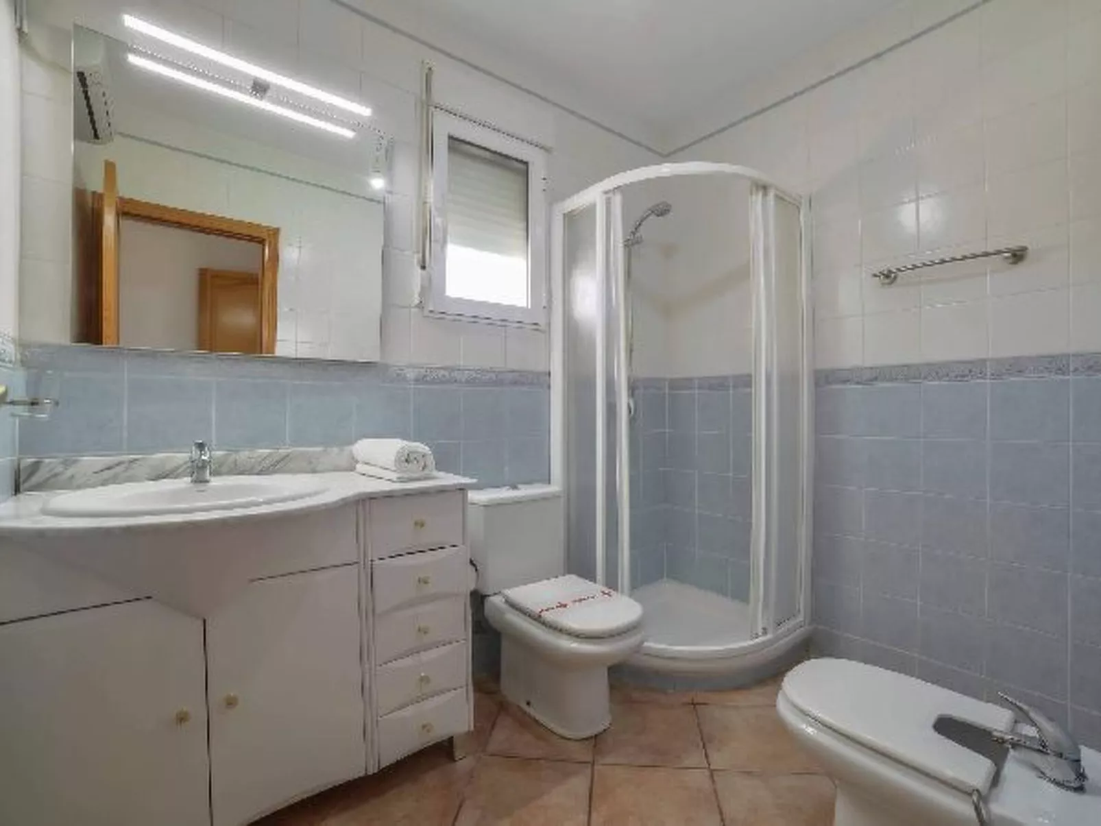 Villa Alaska - PlusHolidays - Image-tags.info