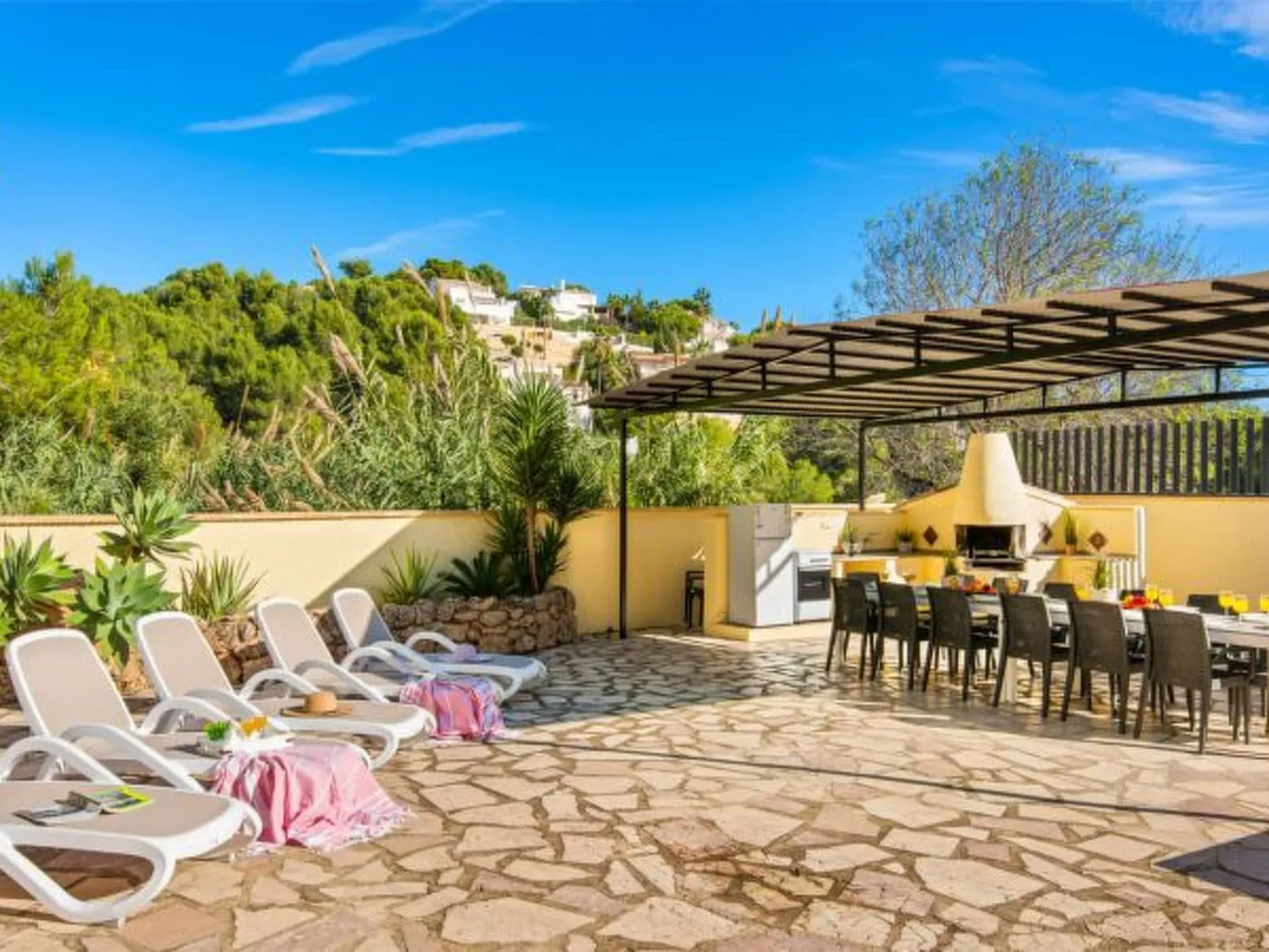 Villa Enzo - PlusHolidays - Image-tags.info