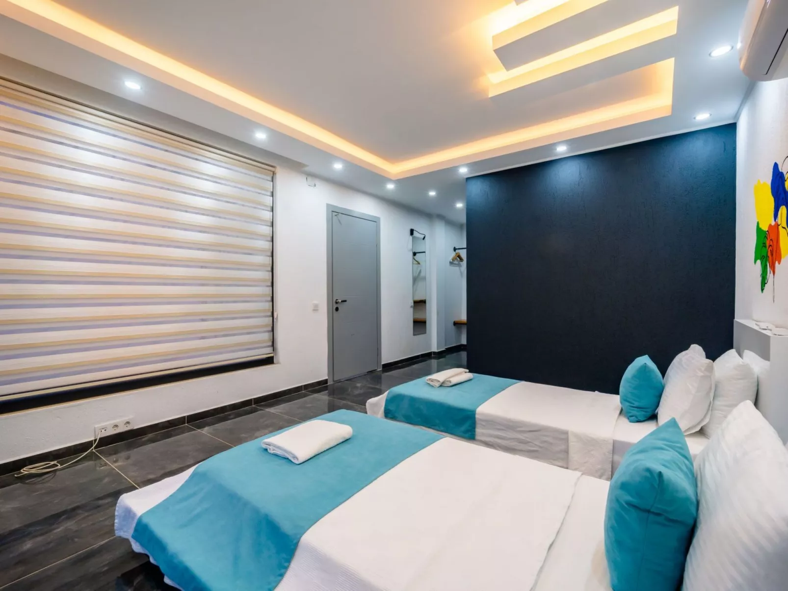 Violet - Inside